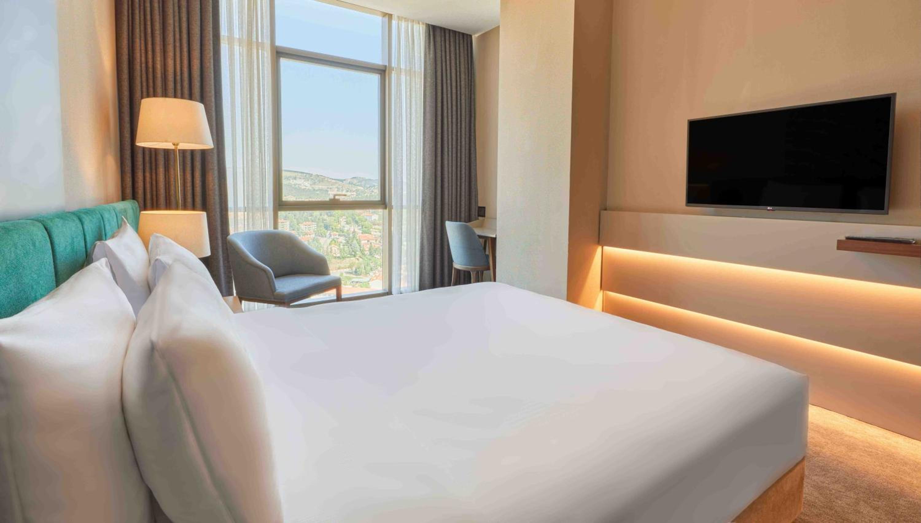 Superior King Room
