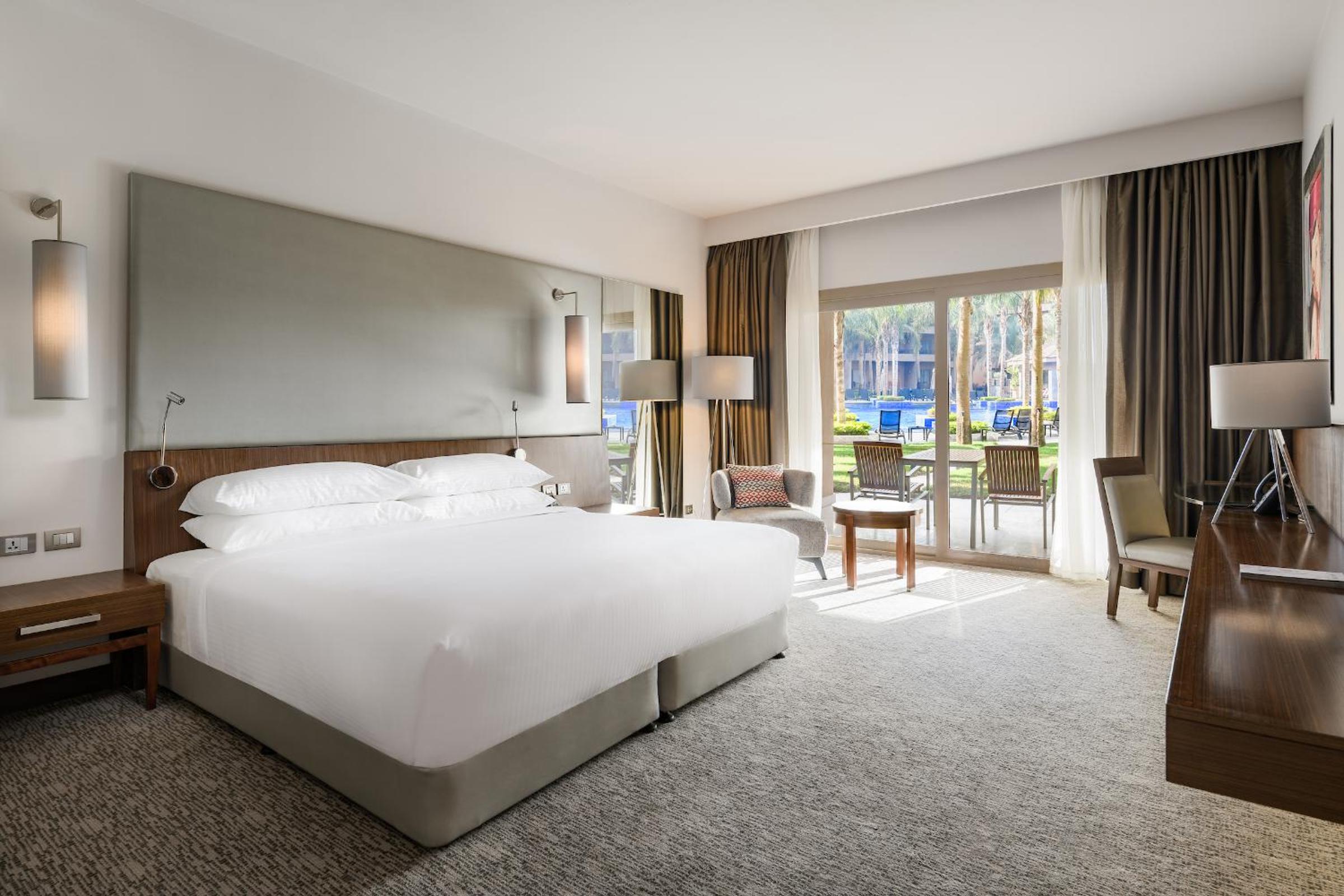 Dusit Suite