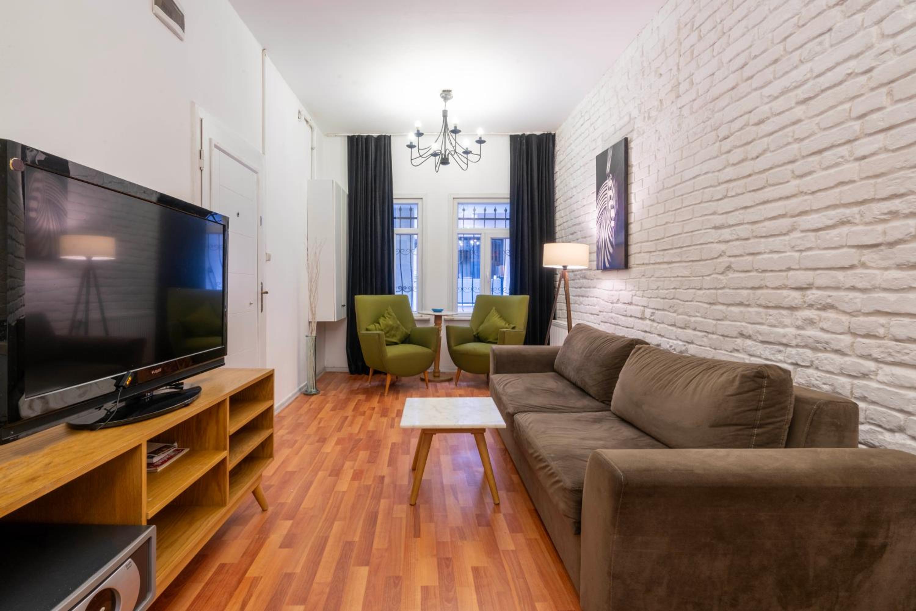 Superior Apartment