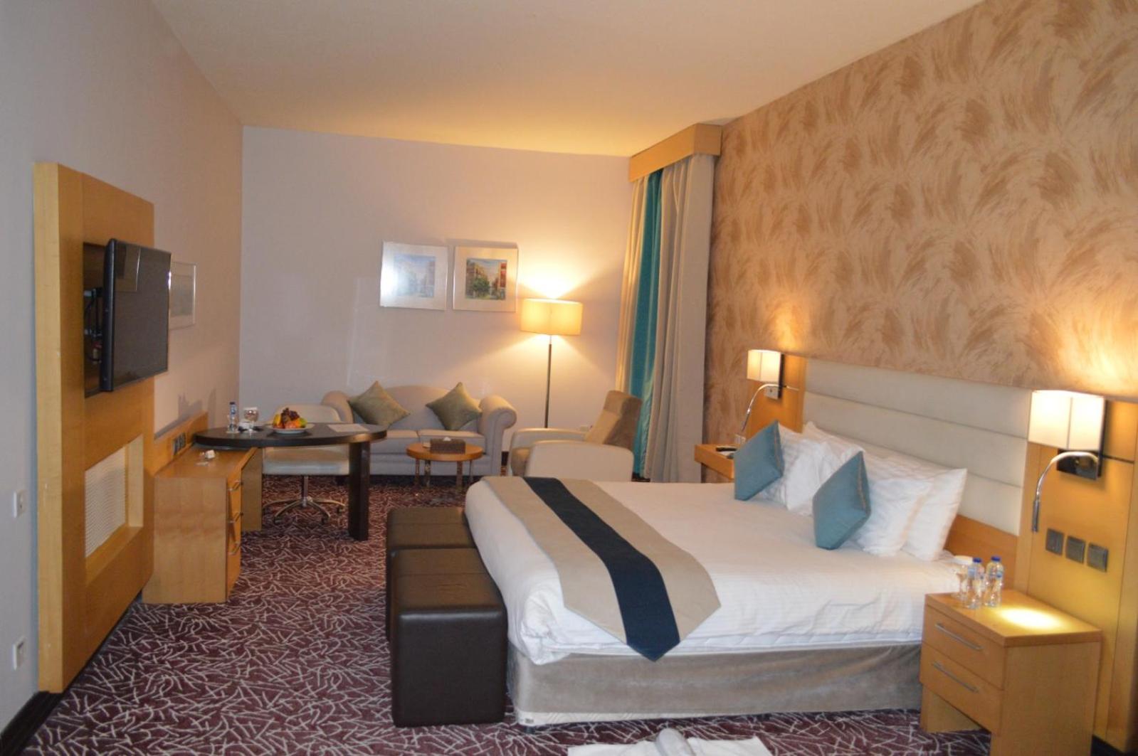 Deluxe Double or Twin Room - Photo 6