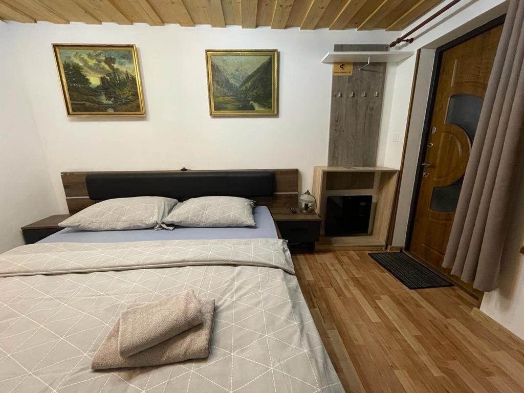 Two-Bedroom Suite with Garden View - Photo 10