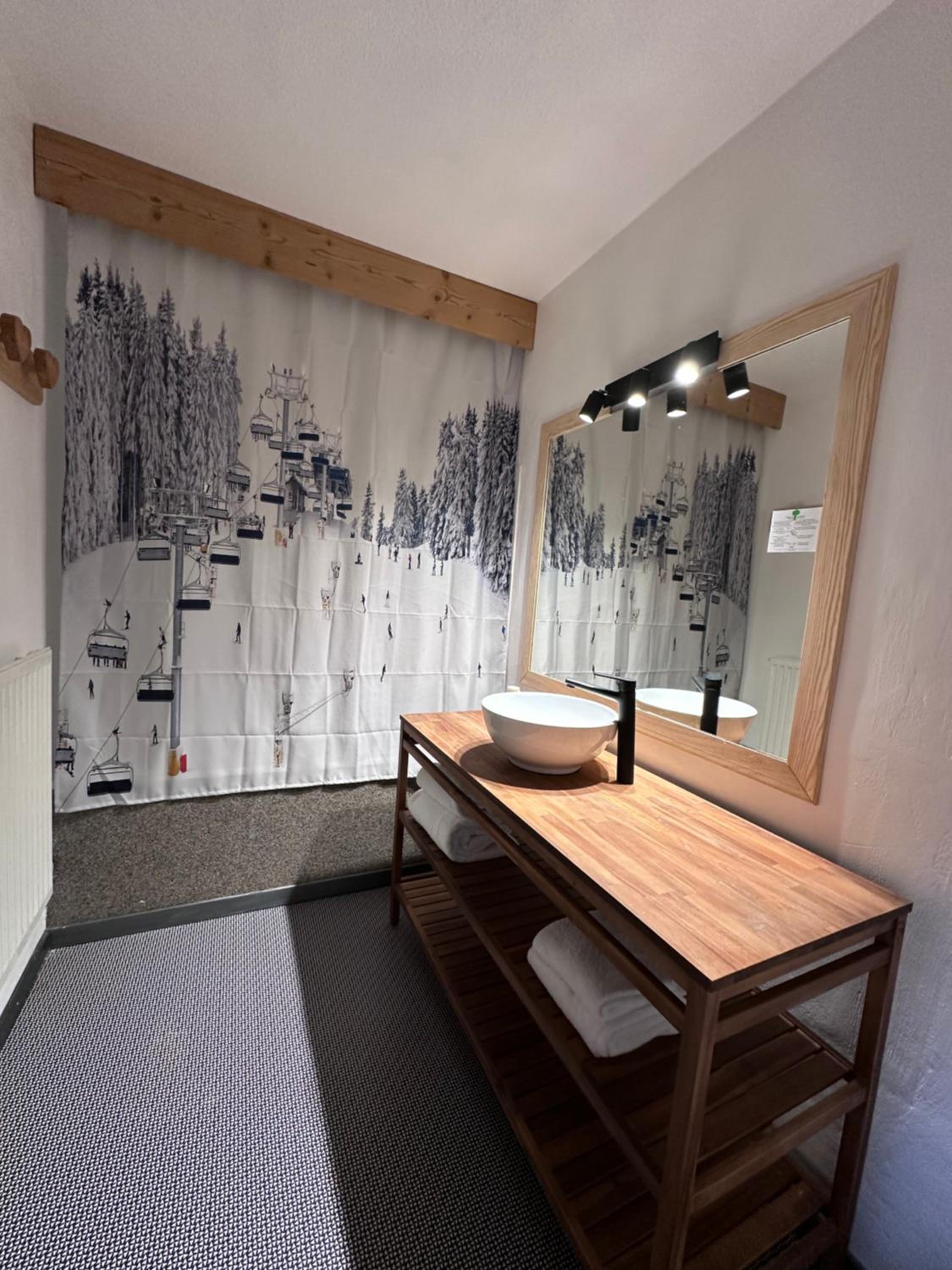 Queen Room - Photo 4