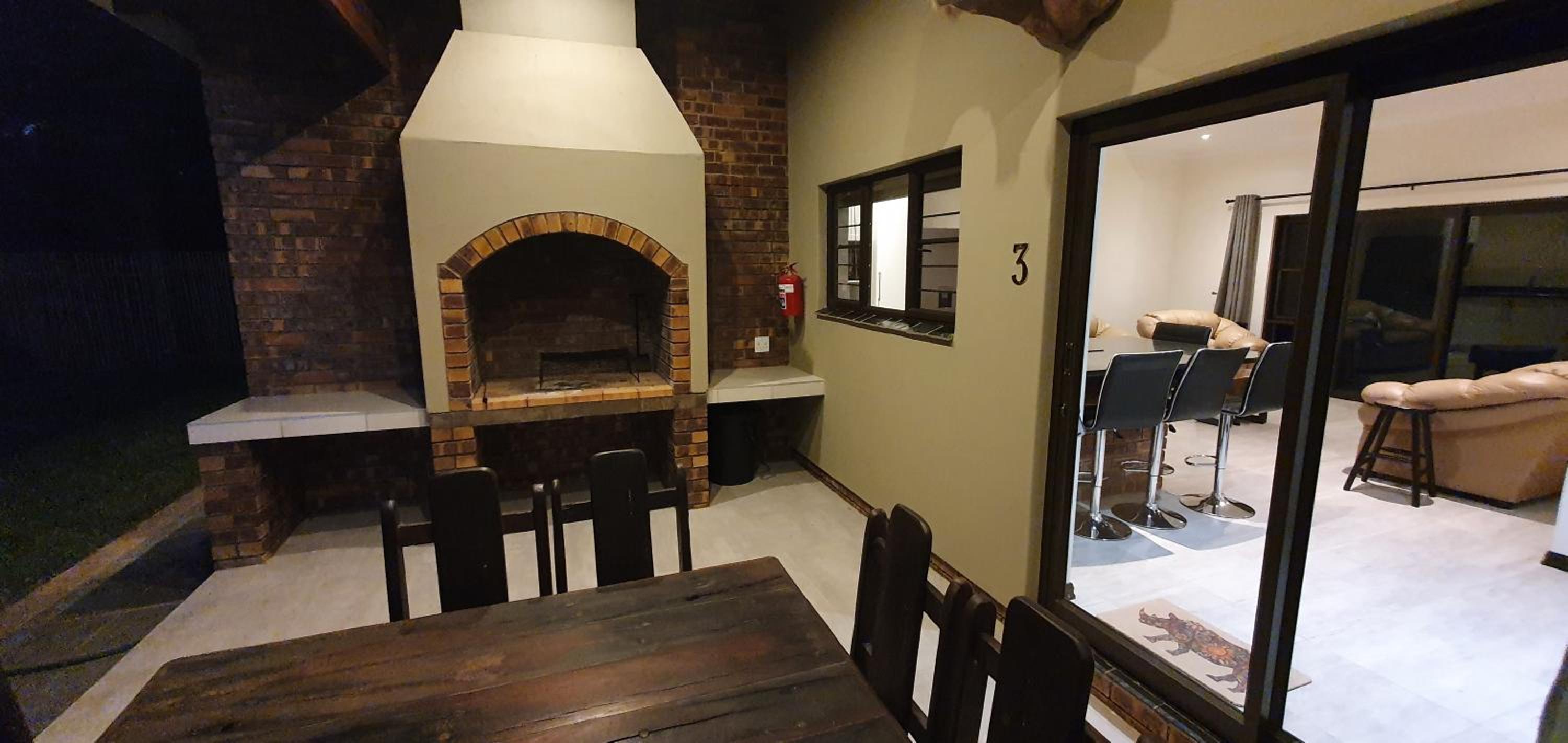 Two-Bedroom Apartment - Photo 20