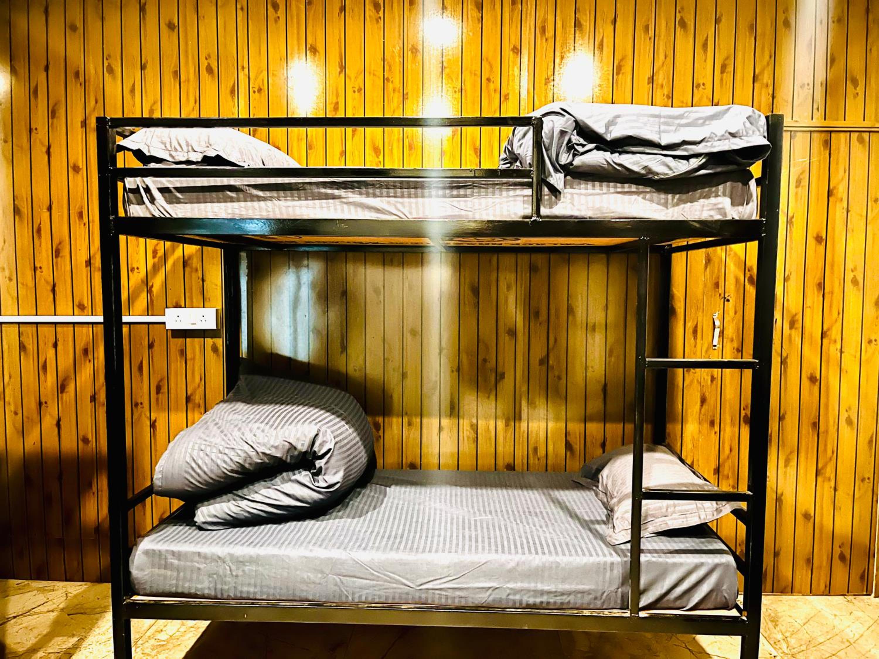Bed in 6-Bed Mixed Dormitory Room photo 3