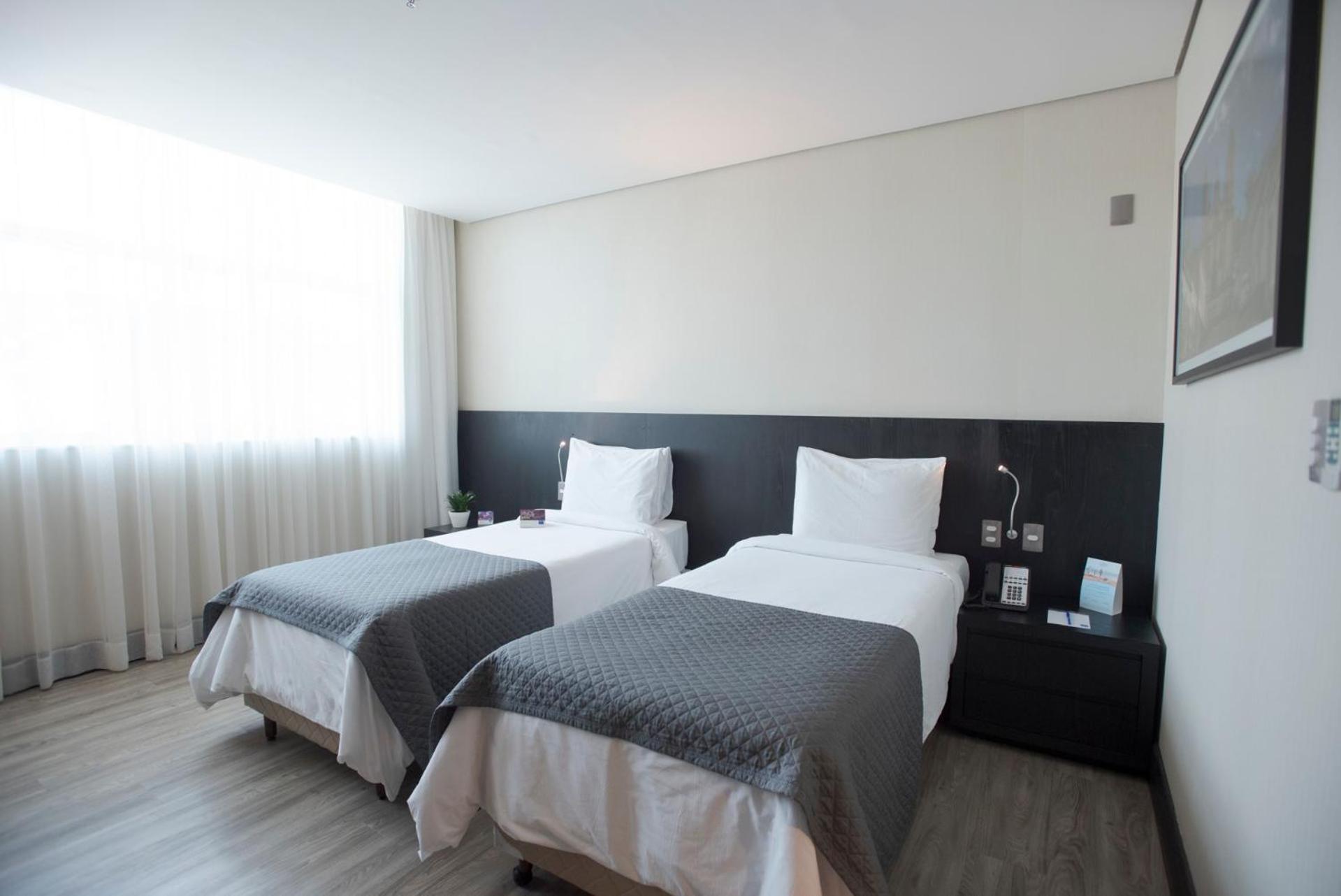 Premium Twin Room - Non-Smoking