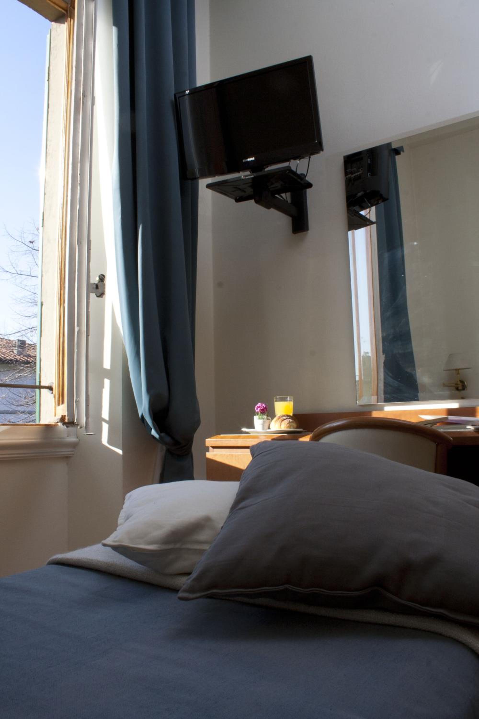 Economy Double or Twin Room