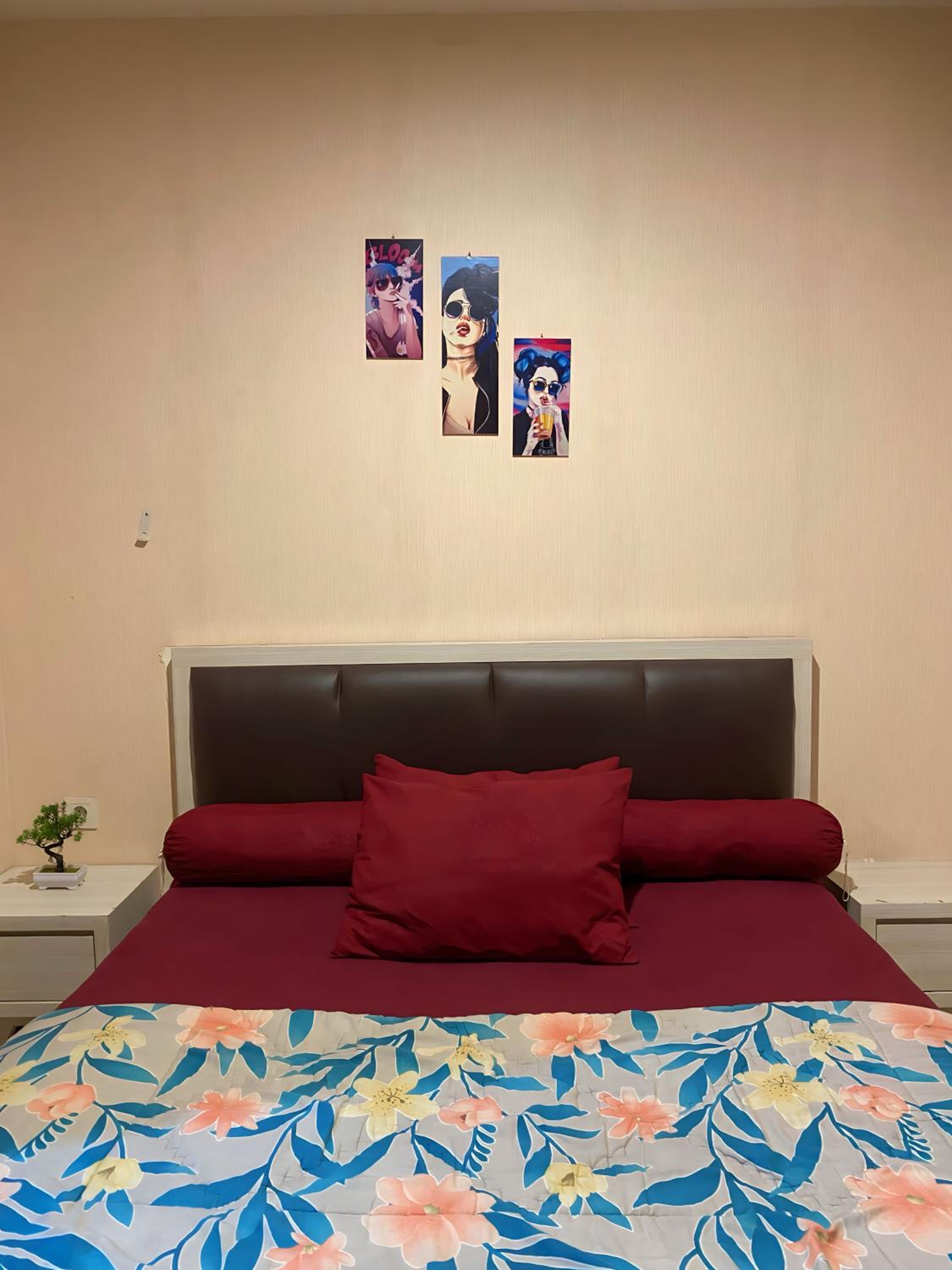 One-Bedroom Apartment photo 1