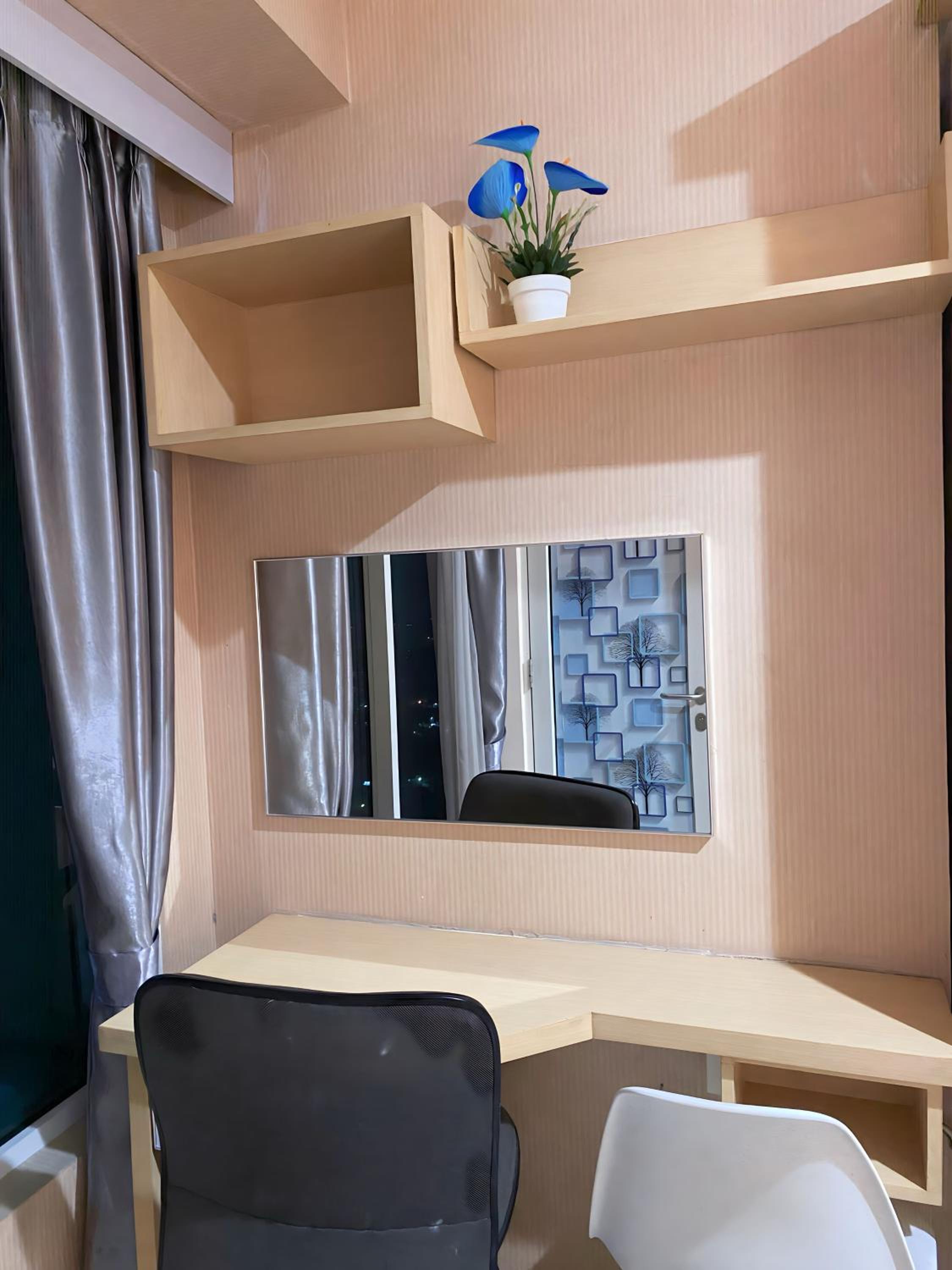 One-Bedroom Apartment photo 2