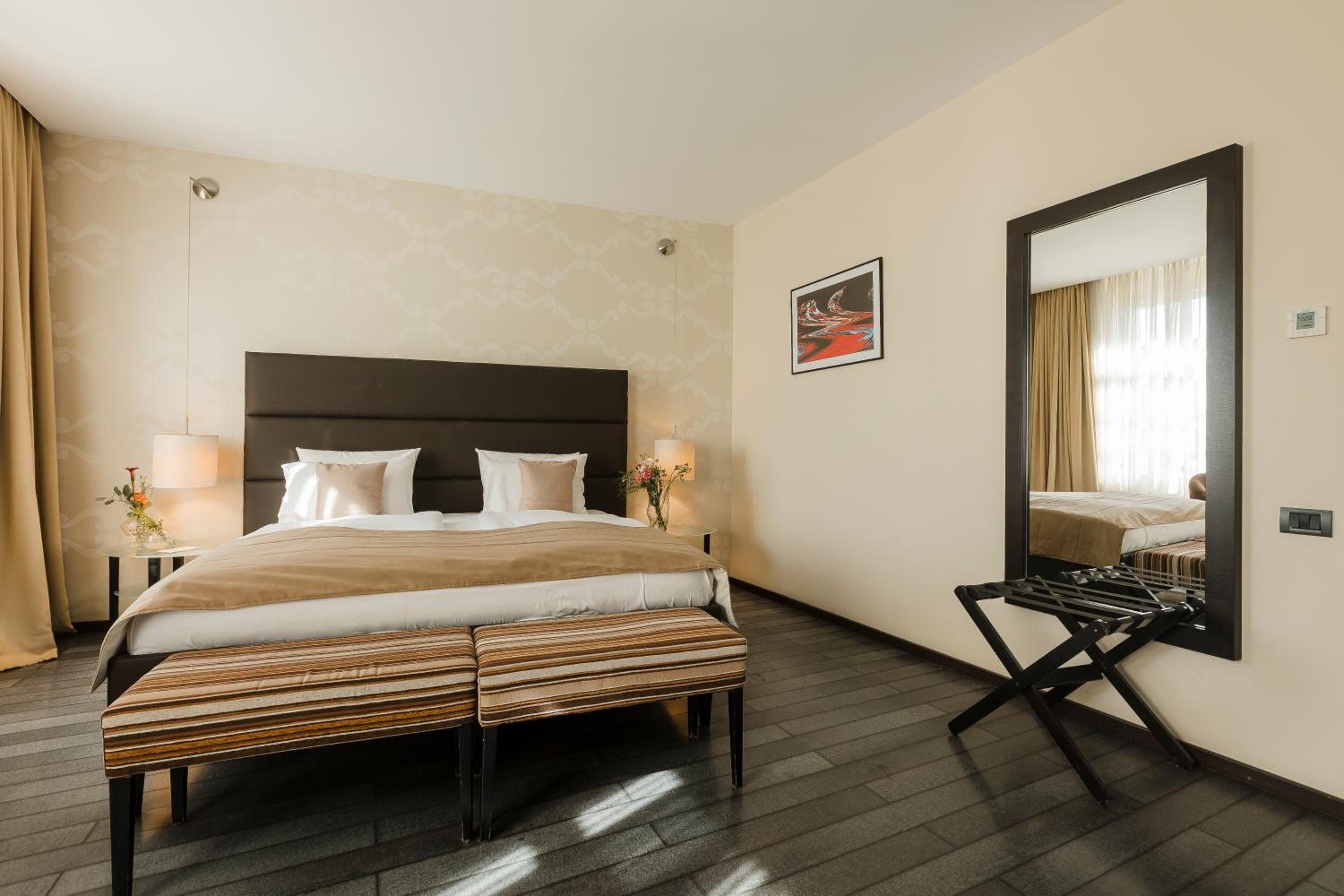 Elite Single Room