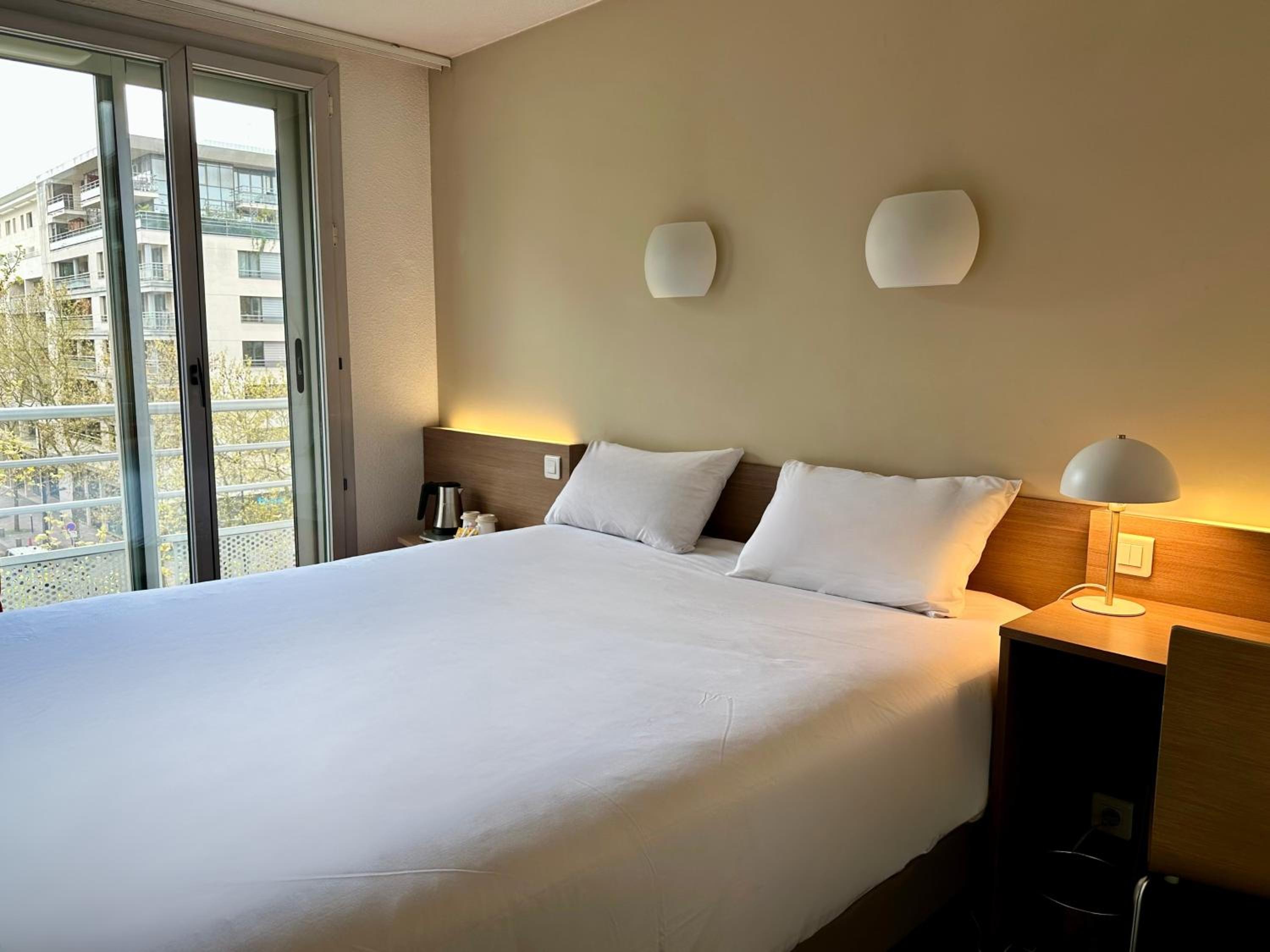 CAMPANILE PARIS 12 - Bercy Village — photo 54