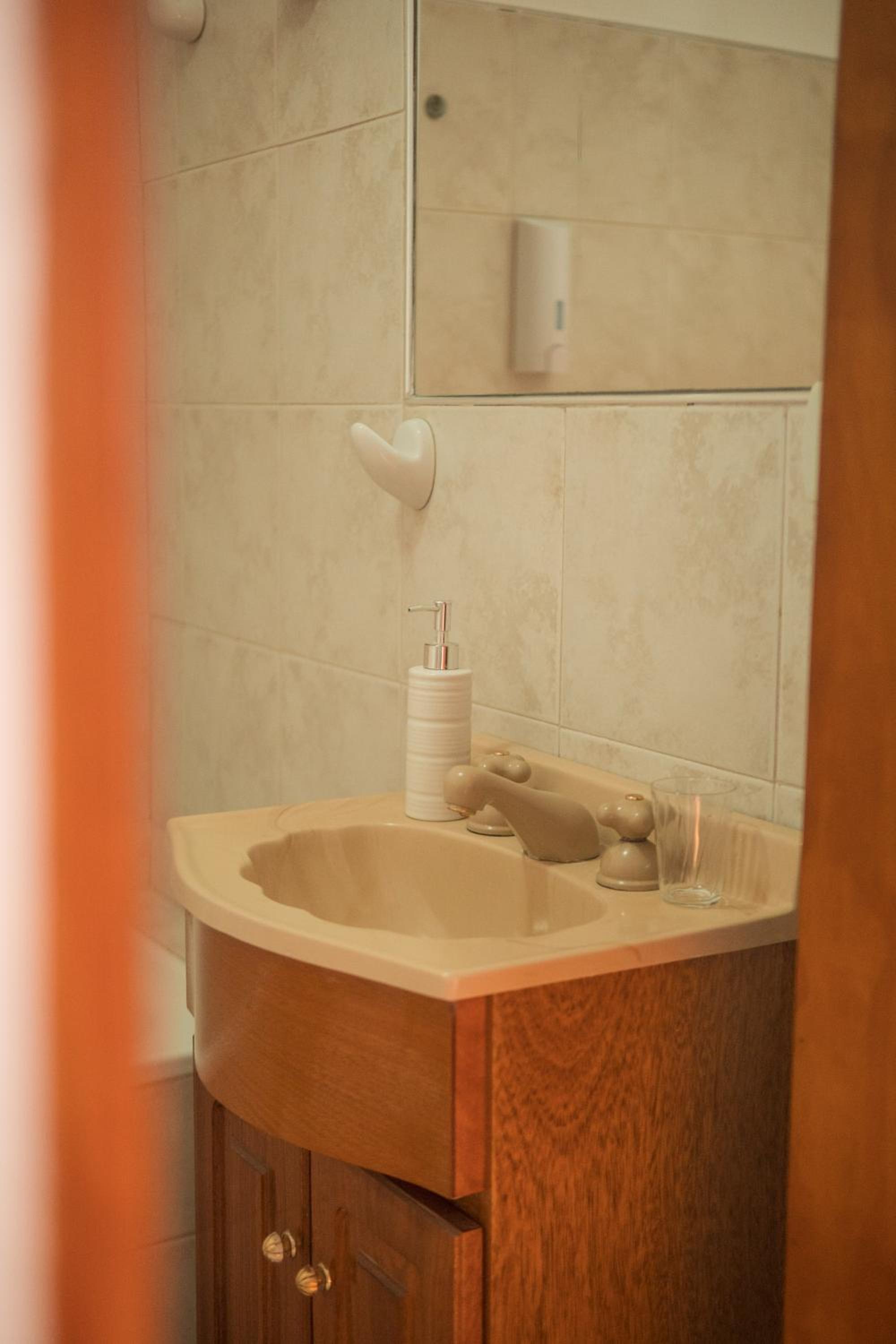 Classic Double Room with Bath photo 3