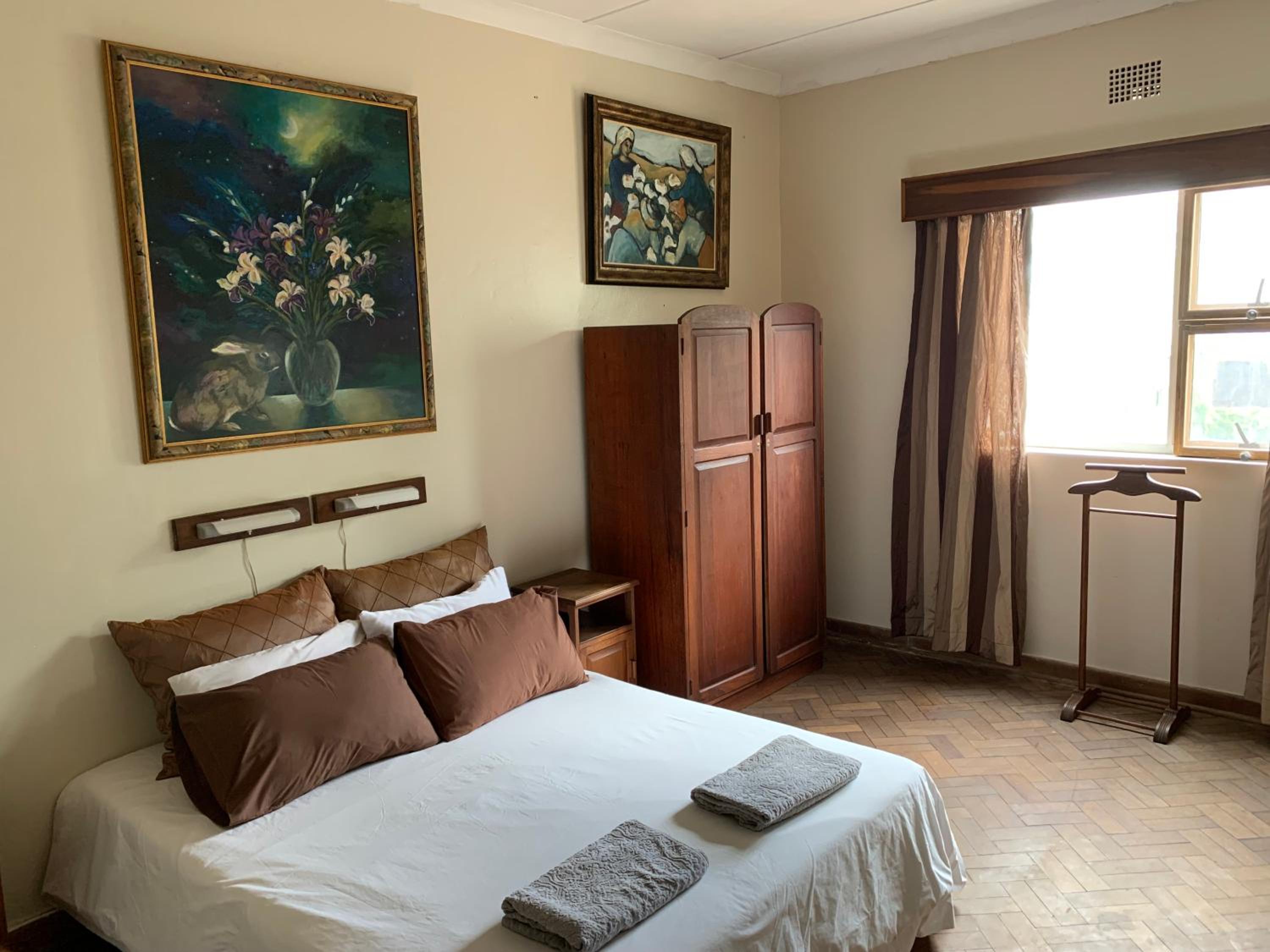 Double Room with Private External Bathroom