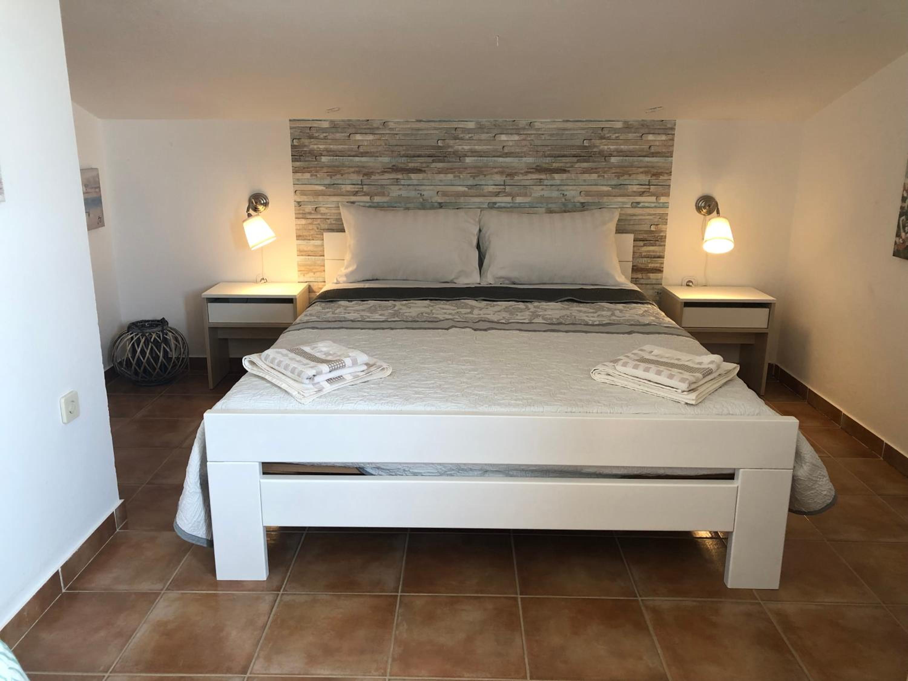 Apartment - Split Level