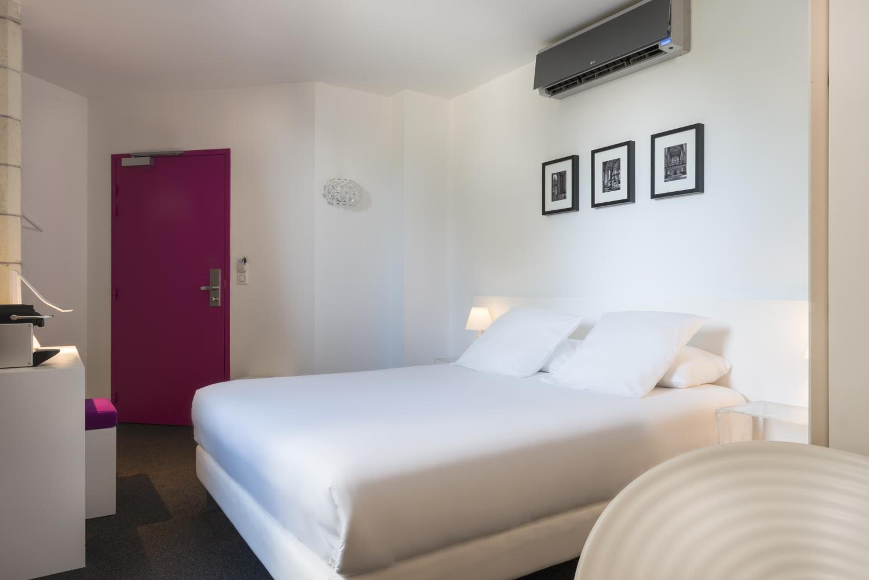 Double Room - Photo 3