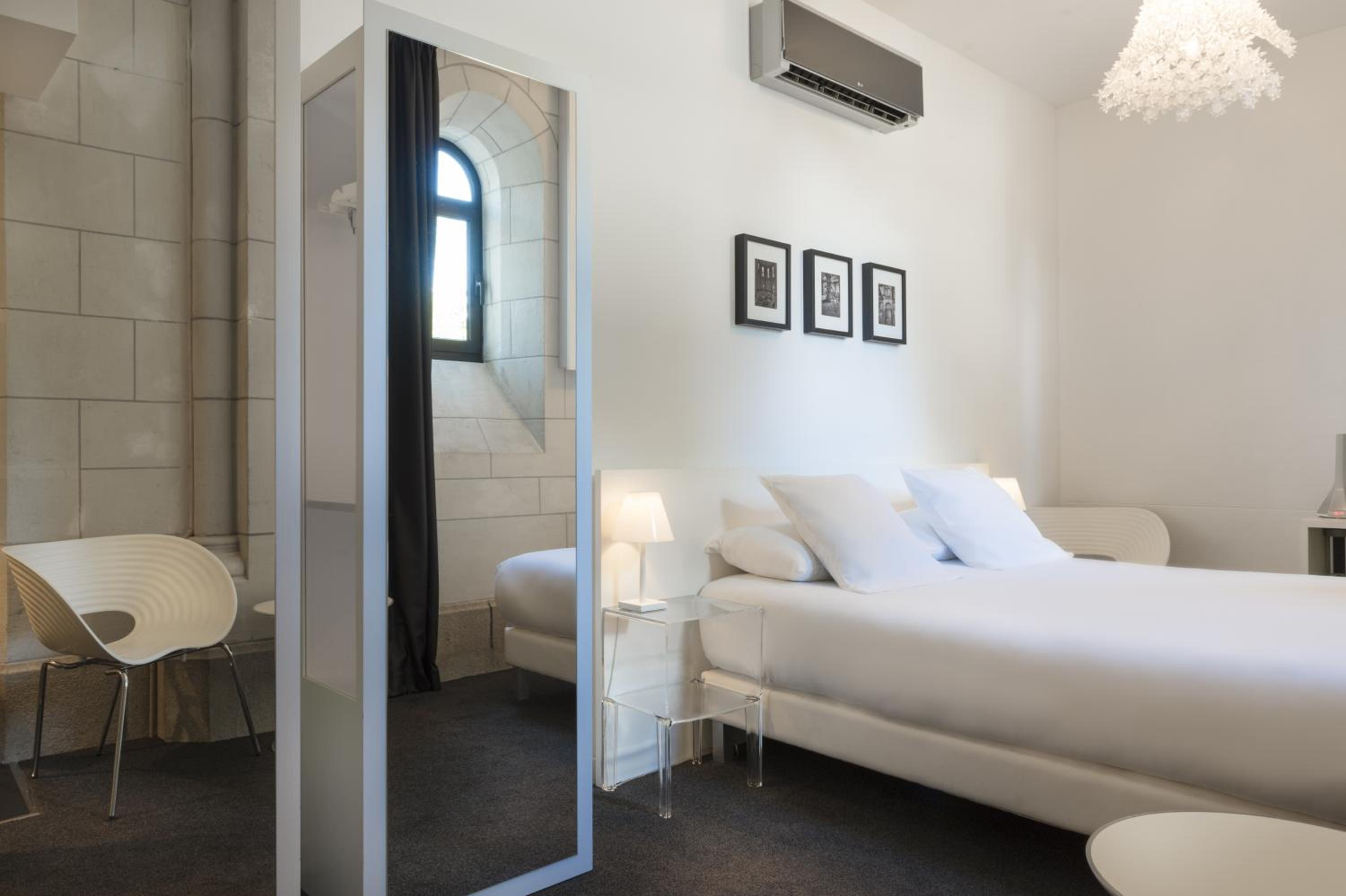 Double Room - Photo 4