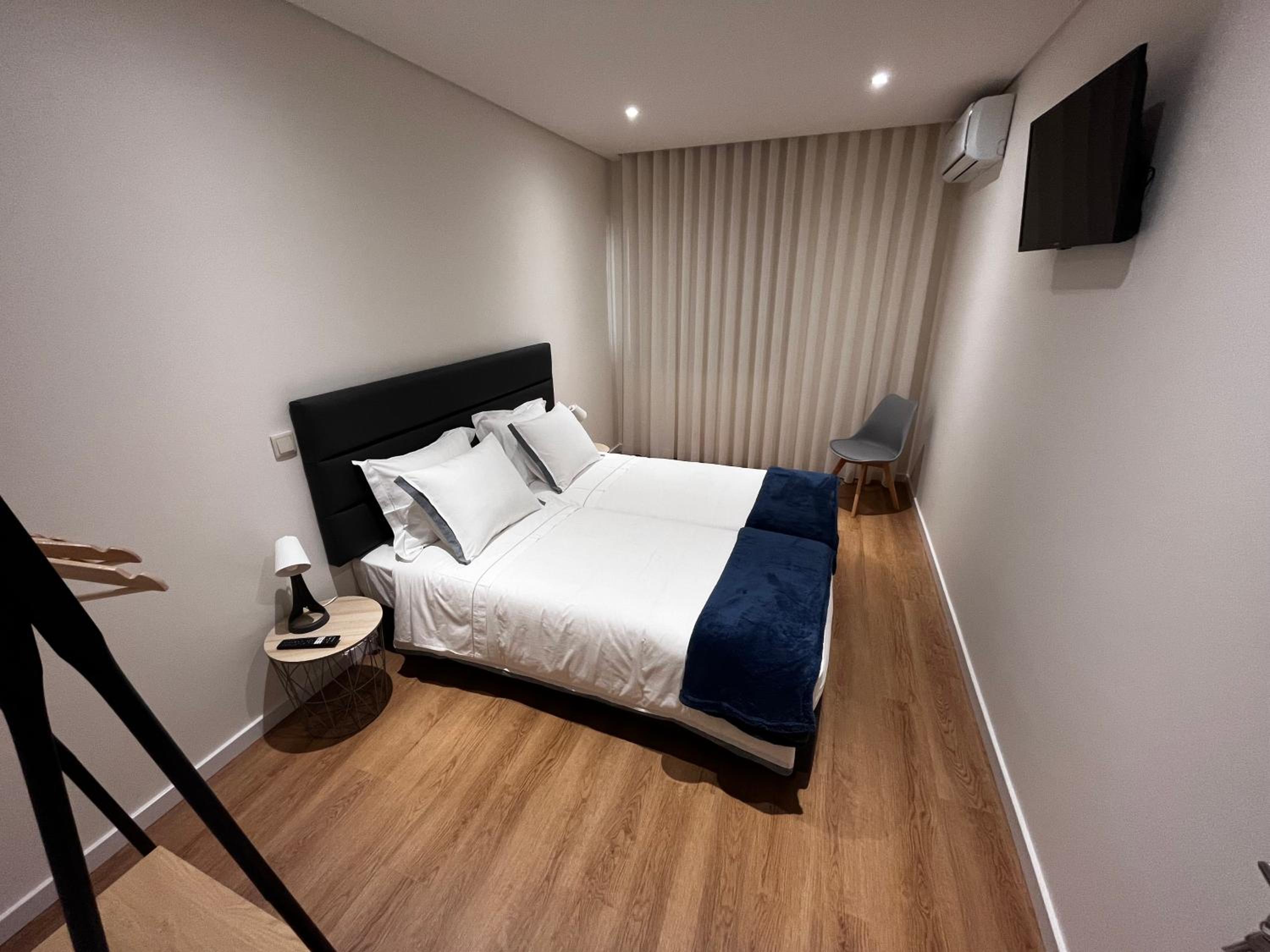 Double Room with Private External Bathroom photo 1
