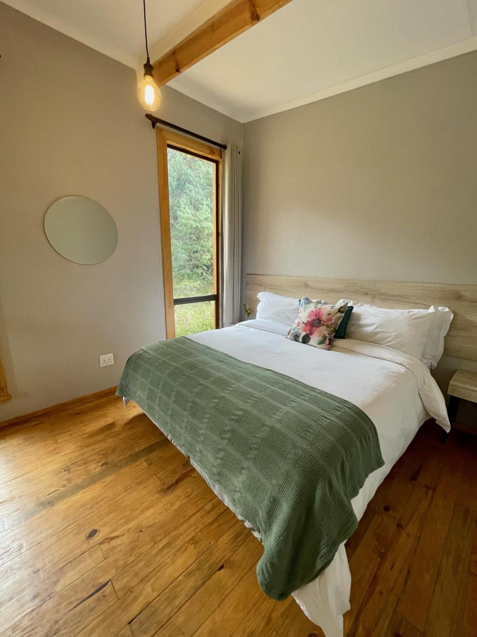 One-Bedroom Bungalow - Photo 9