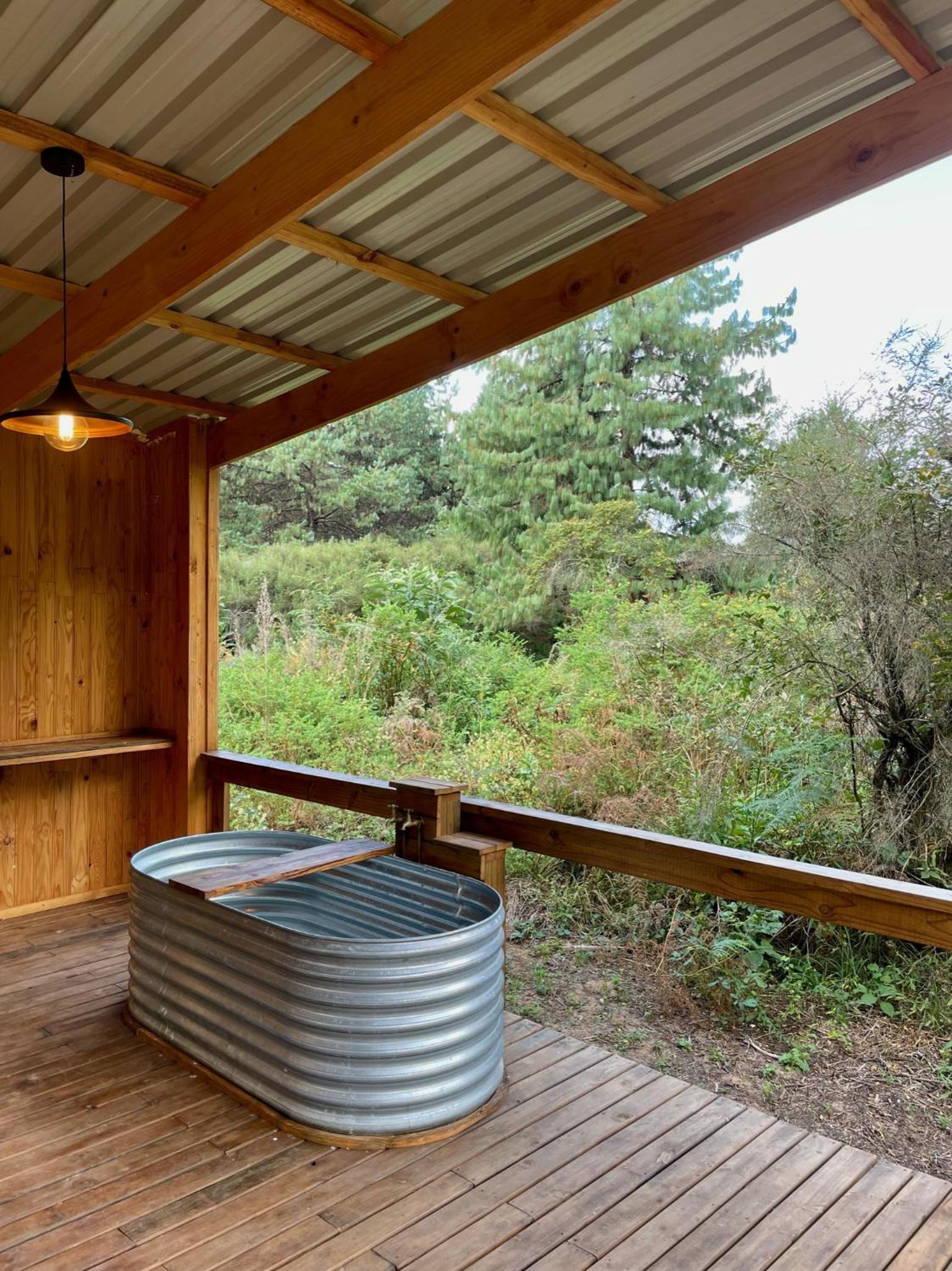 One-Bedroom Bungalow - Photo 5