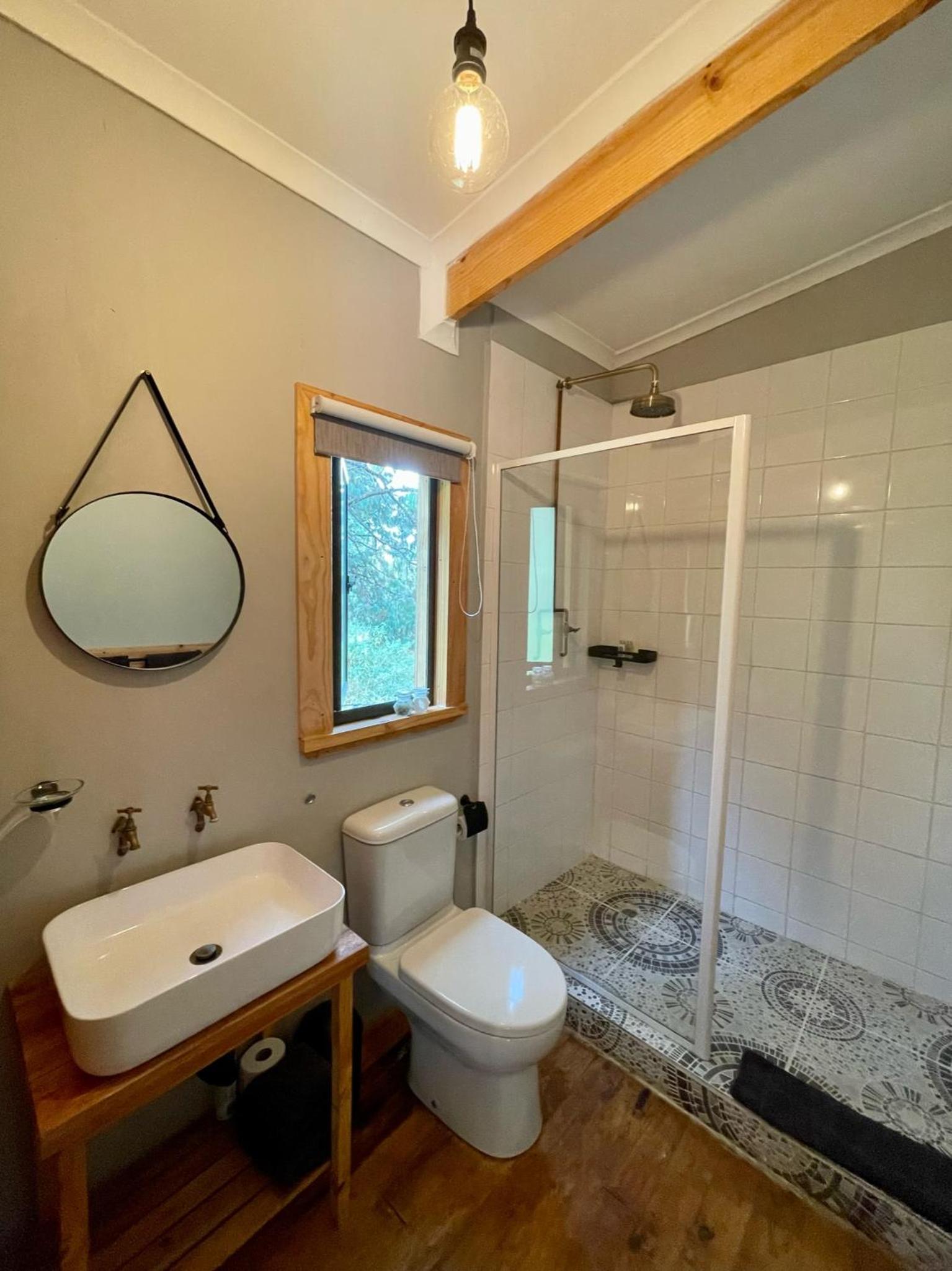 Standard Bungalow - Photo 2
