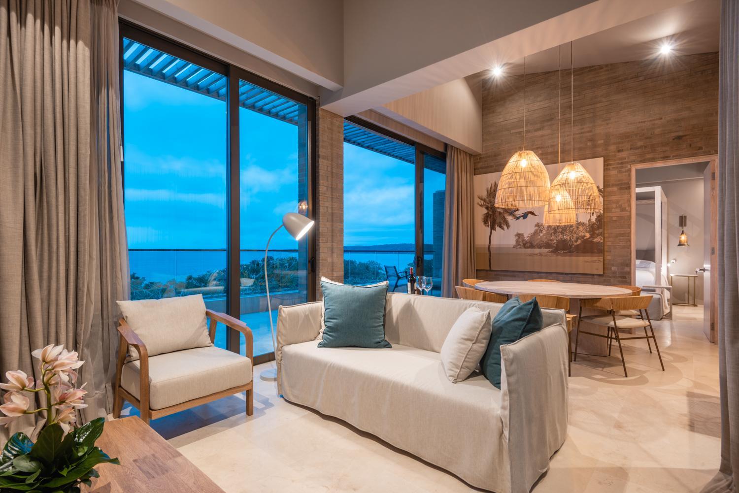Two-Bedroom Caribbean Family Penthouse with One King Bed, Two Twin Beds and Ocean View photo 3