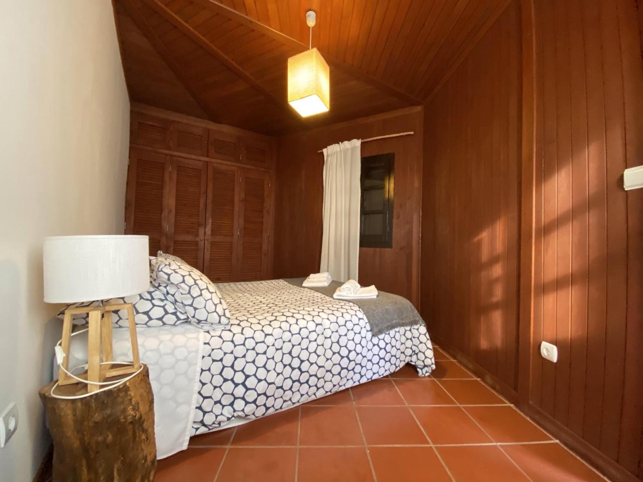 One-Bedroom Bungalow - Photo 5