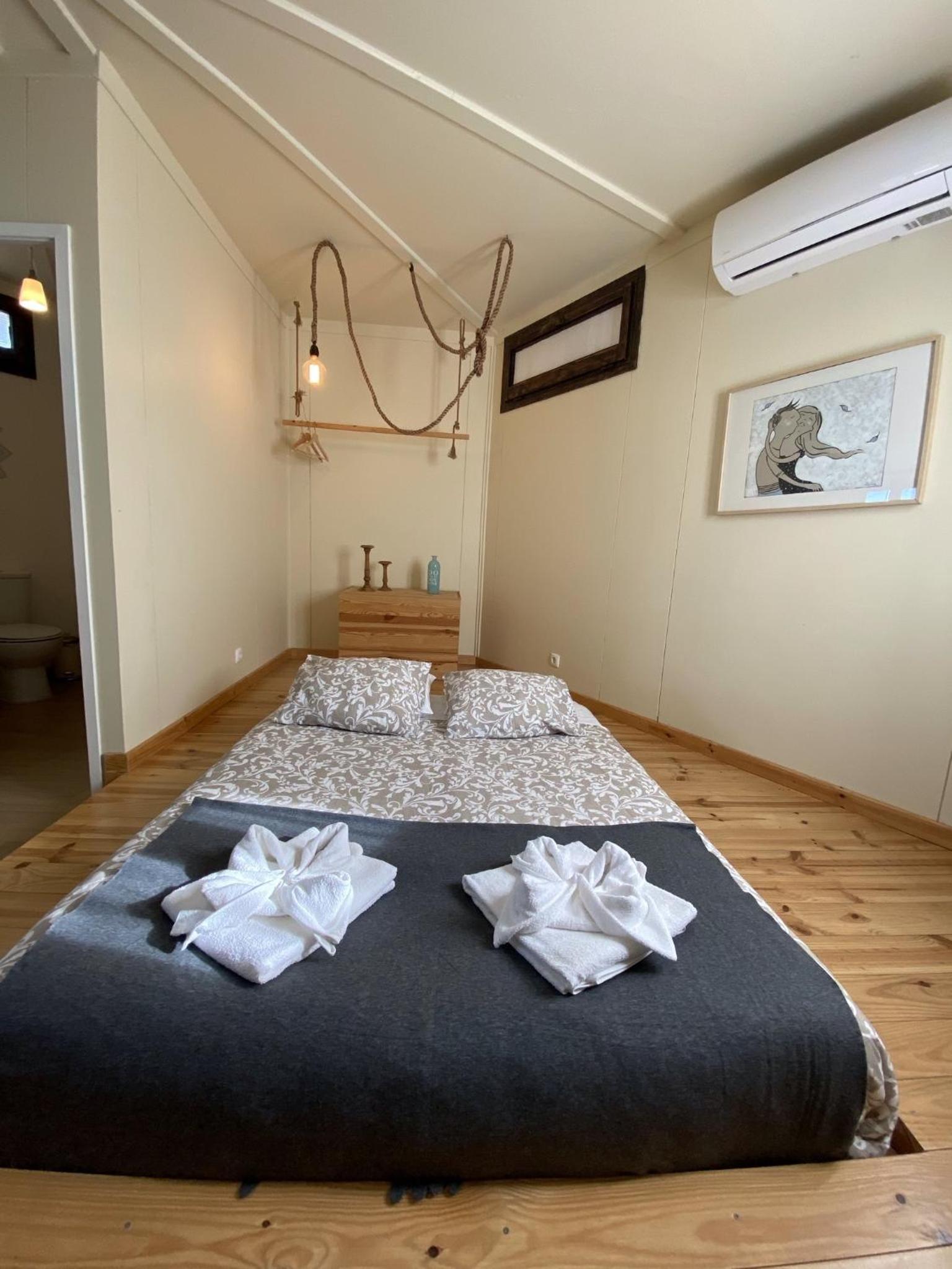 One-Bedroom Bungalow - Photo 1