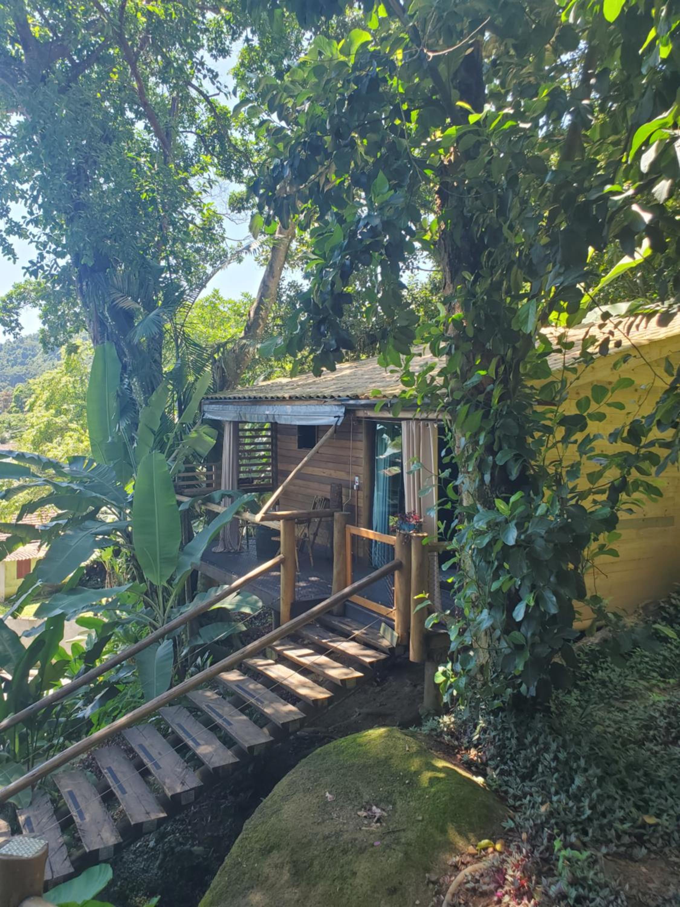 Deluxe Double Room with Balcony and Sea View photo 2