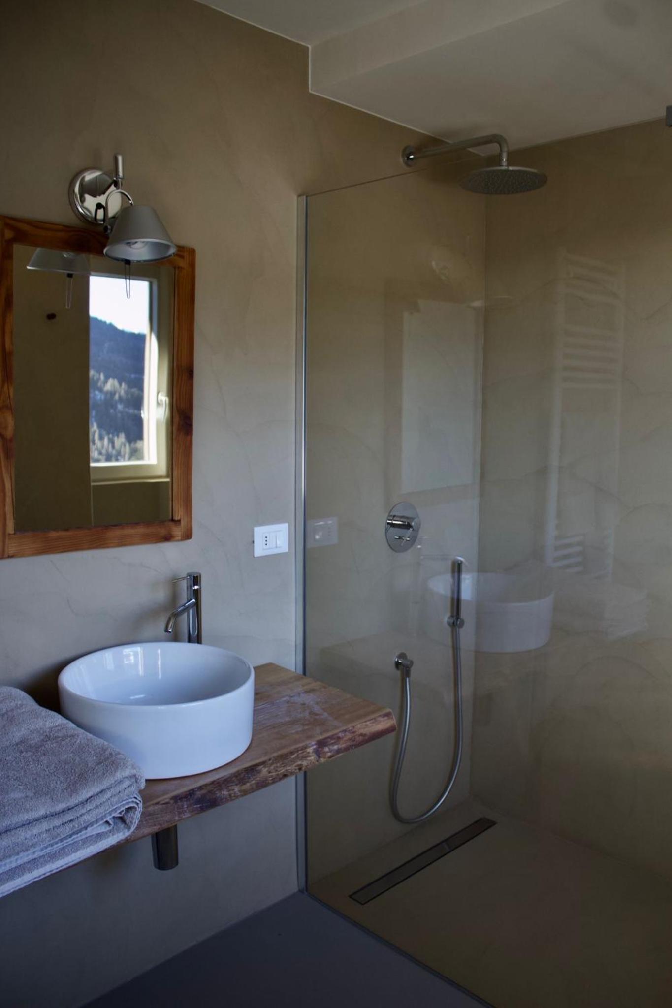 Double Room with Private Bathroom photo 3