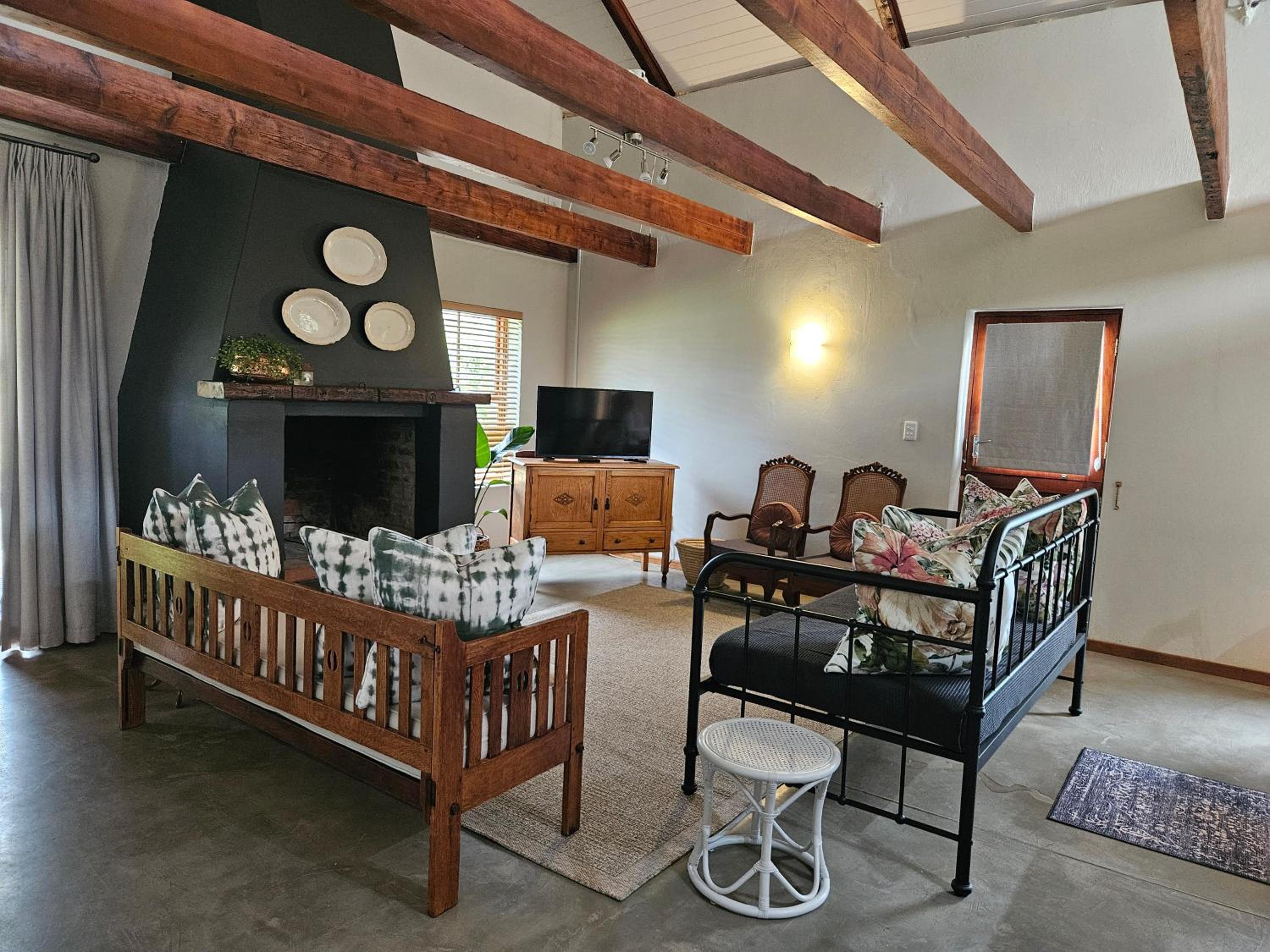 Three-Bedroom House photo 1