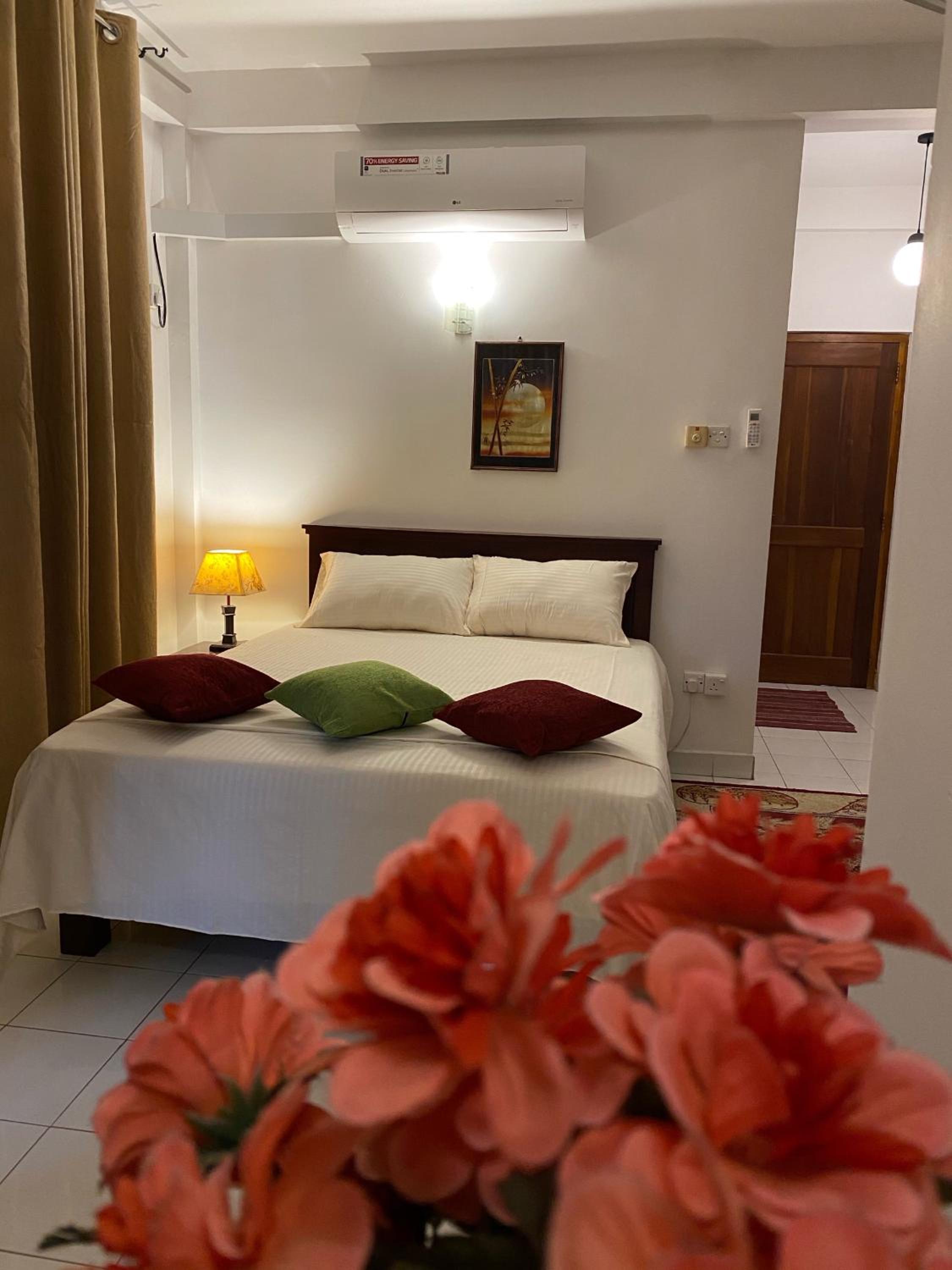 Deluxe Double Room with Balcony photo 1