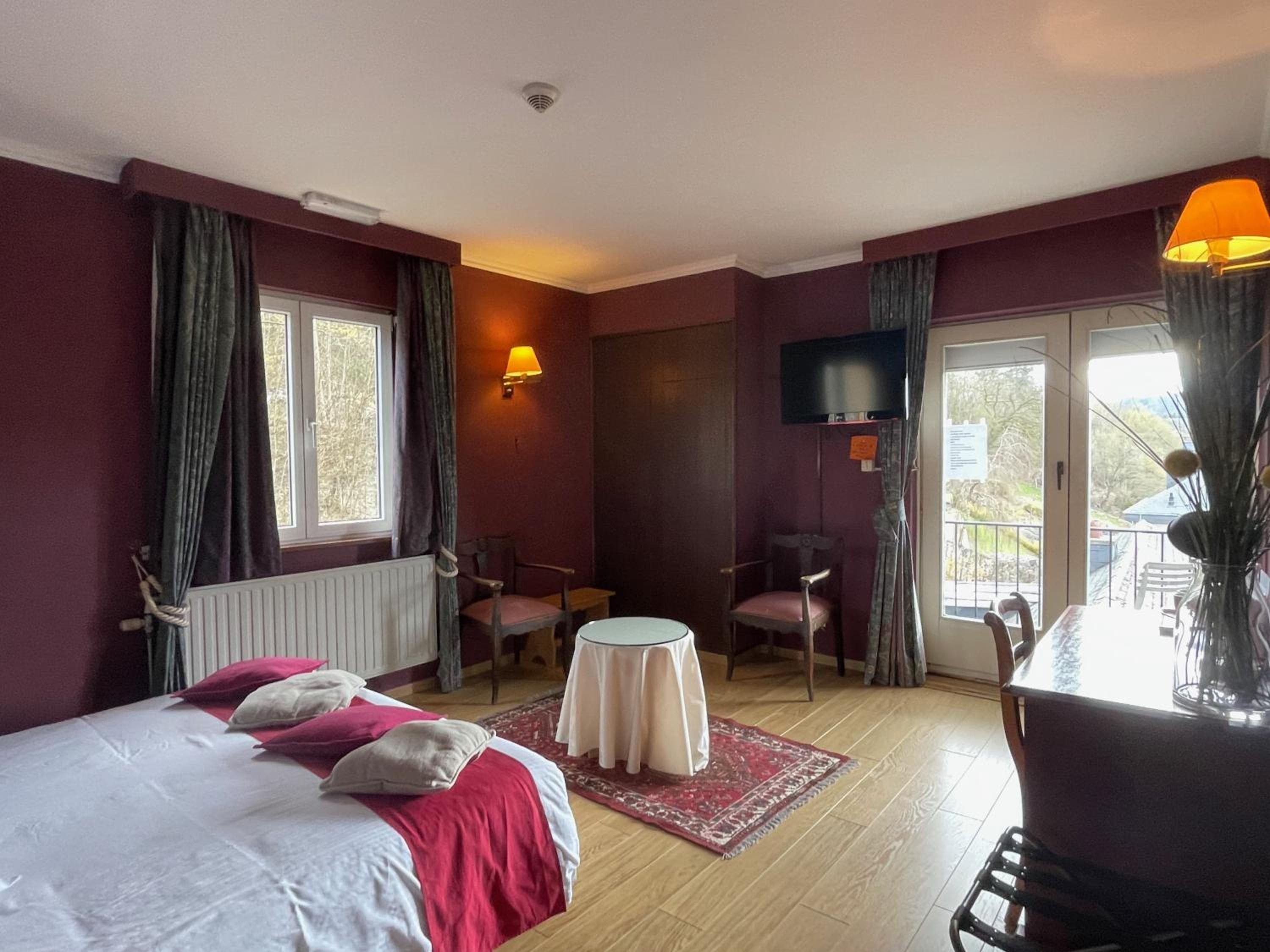 Deluxe Double Room With Castle View photo 1