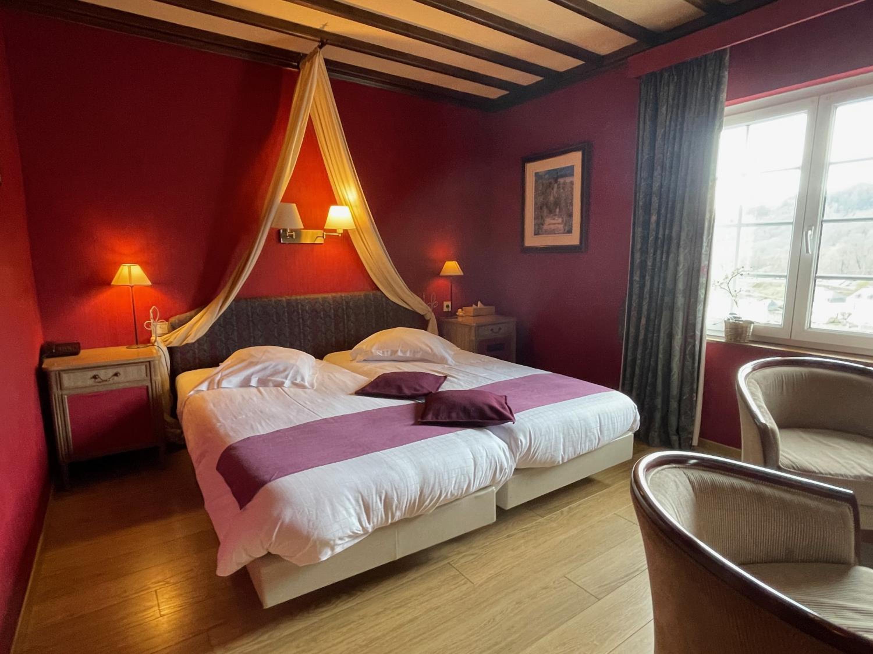 Superior Twin Room With City View photo 1