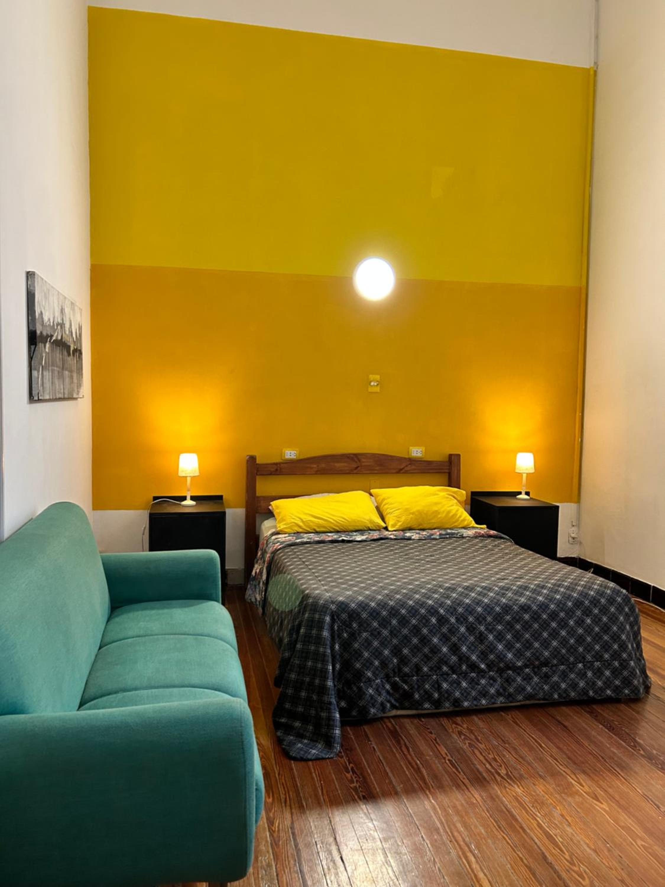 Double Room with Shared Bathroom photo 2