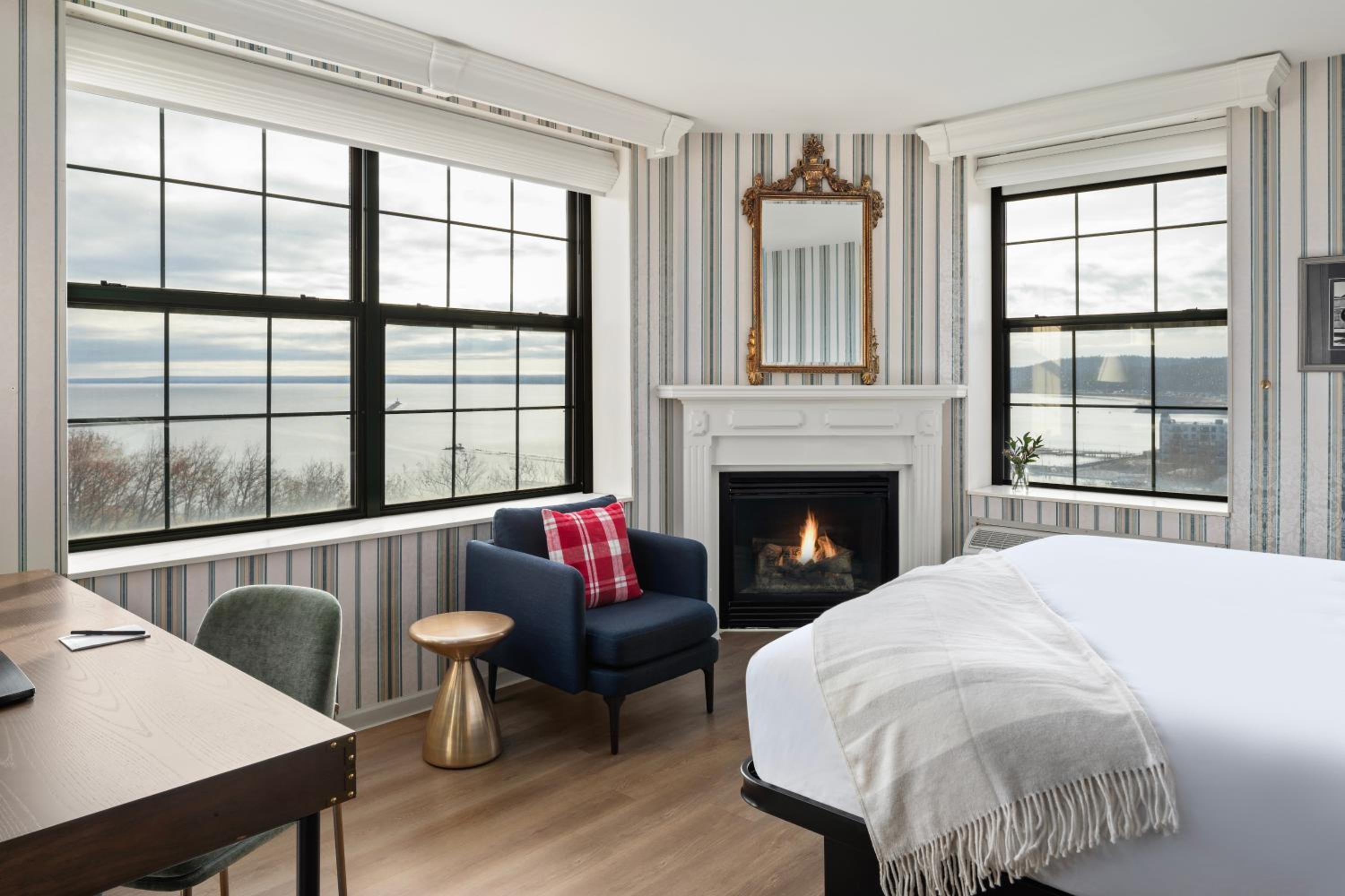 King Room with Lake View