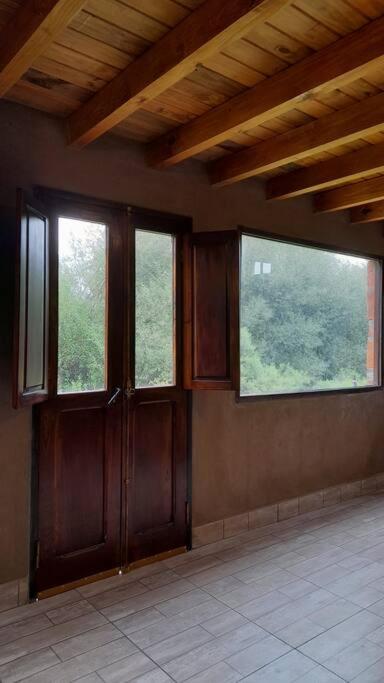 One-Bedroom House photo 2