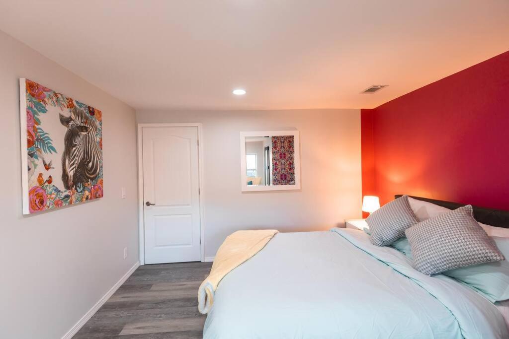 Four-Bedroom House photo 2