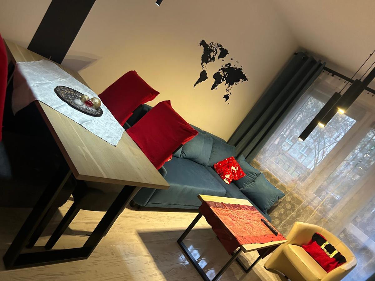 One-Bedroom Apartment - Photo 36