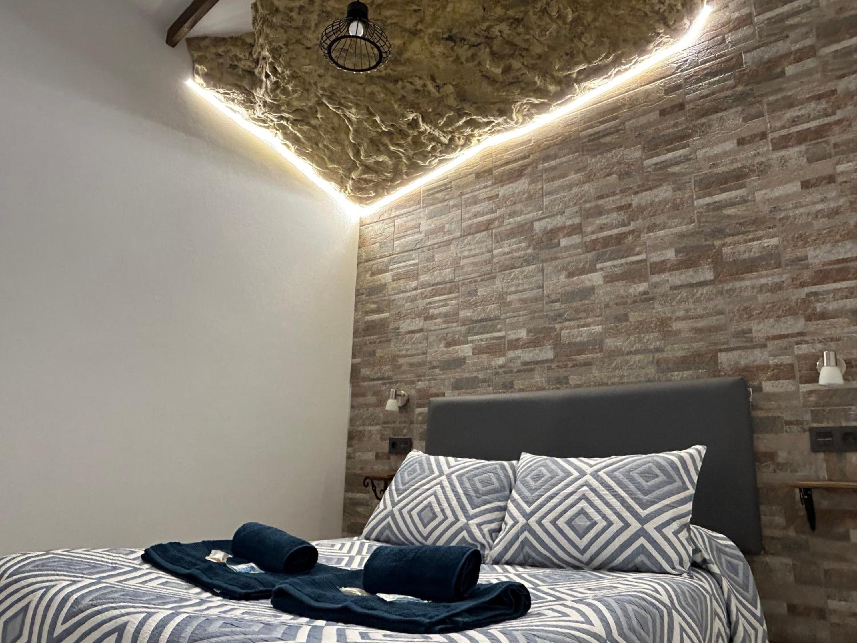 One-Bedroom House - Photo 1