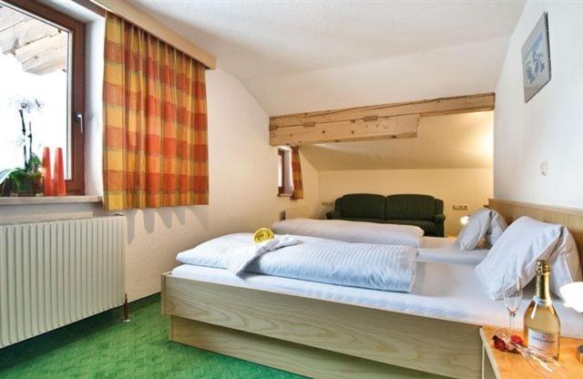 Doppelzimmer - Photo 1