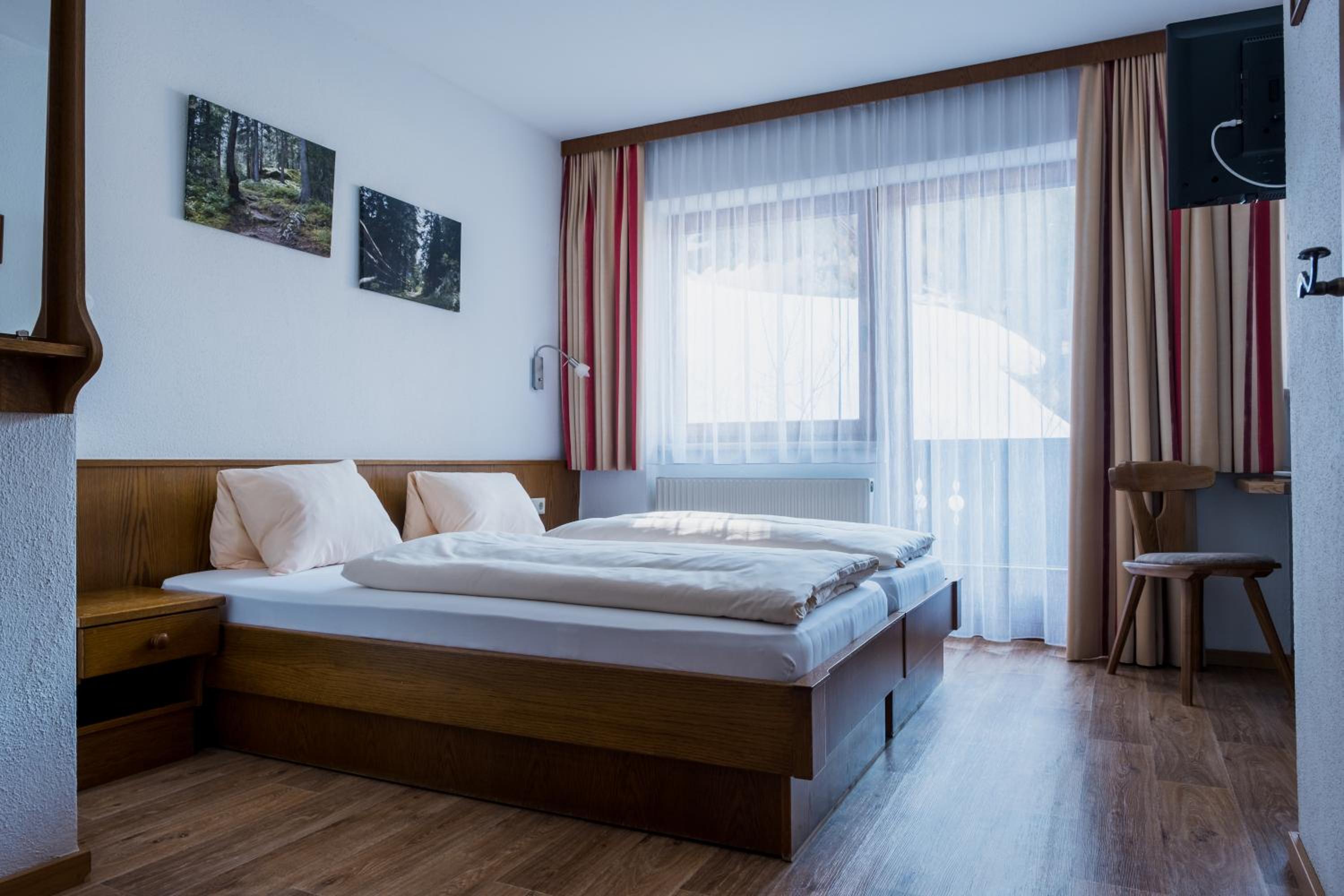 Comfort Double or Twin Room - Photo 1