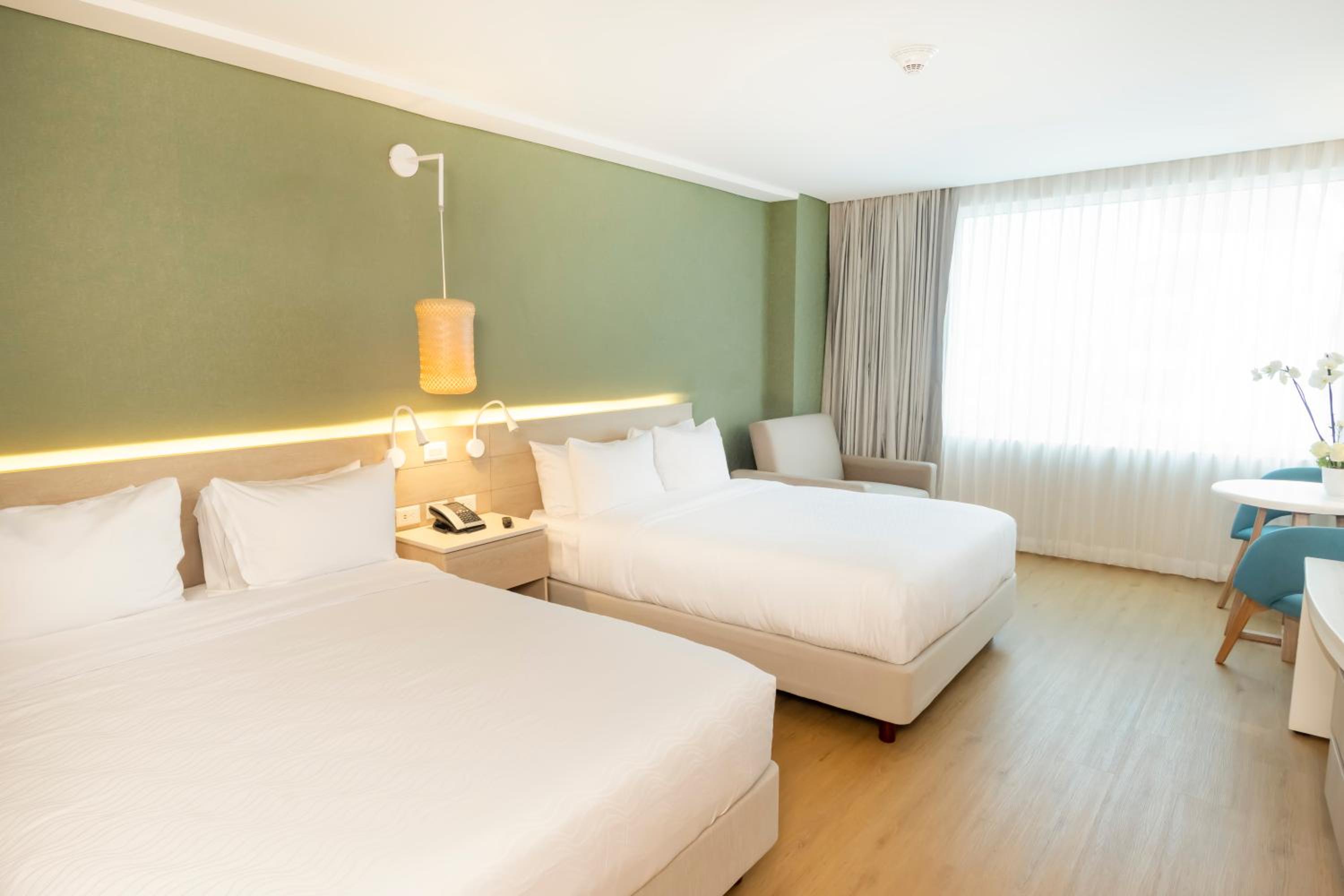Standard Twin Room photo 3