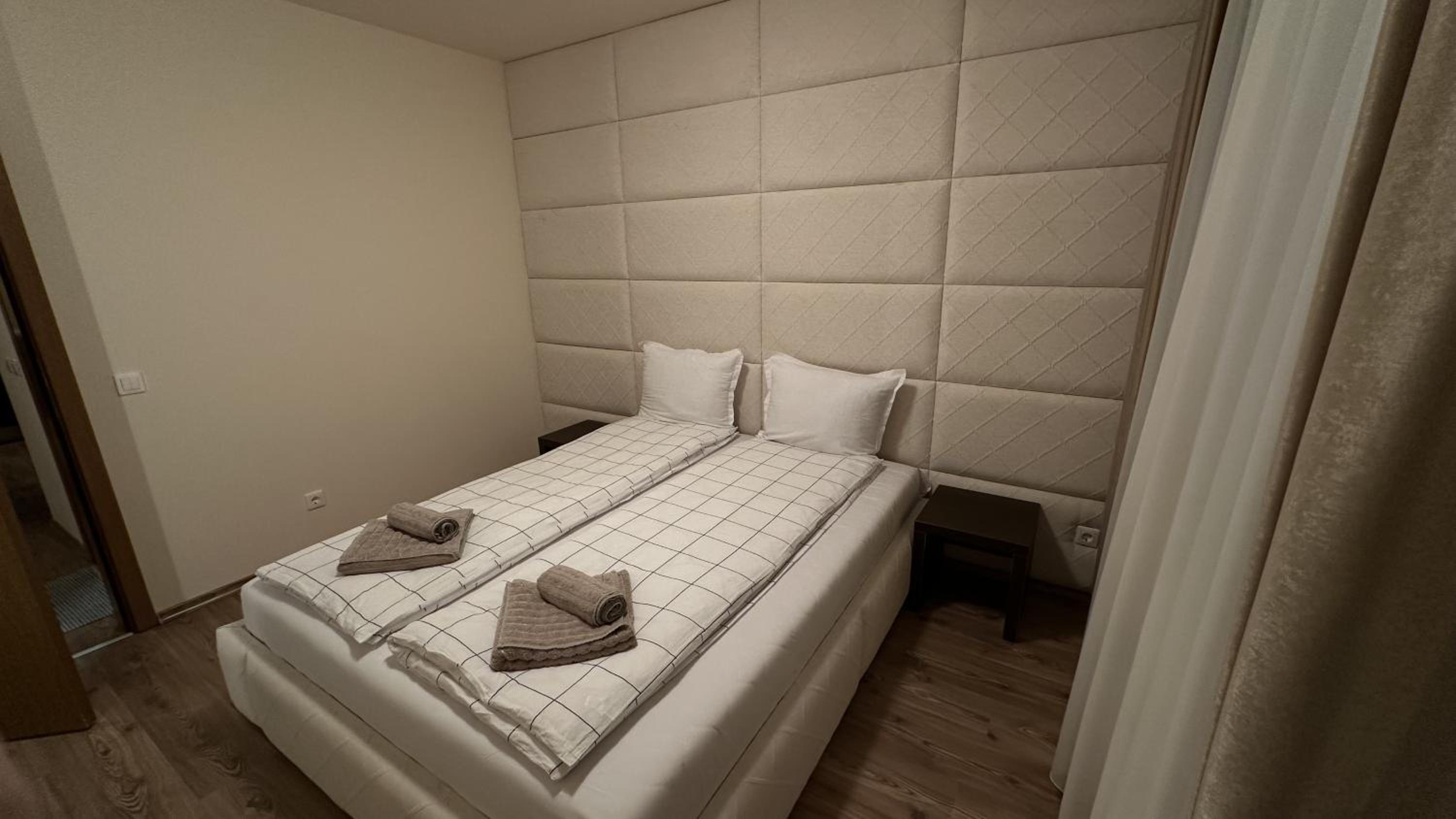 Deluxe Apartment photo 2