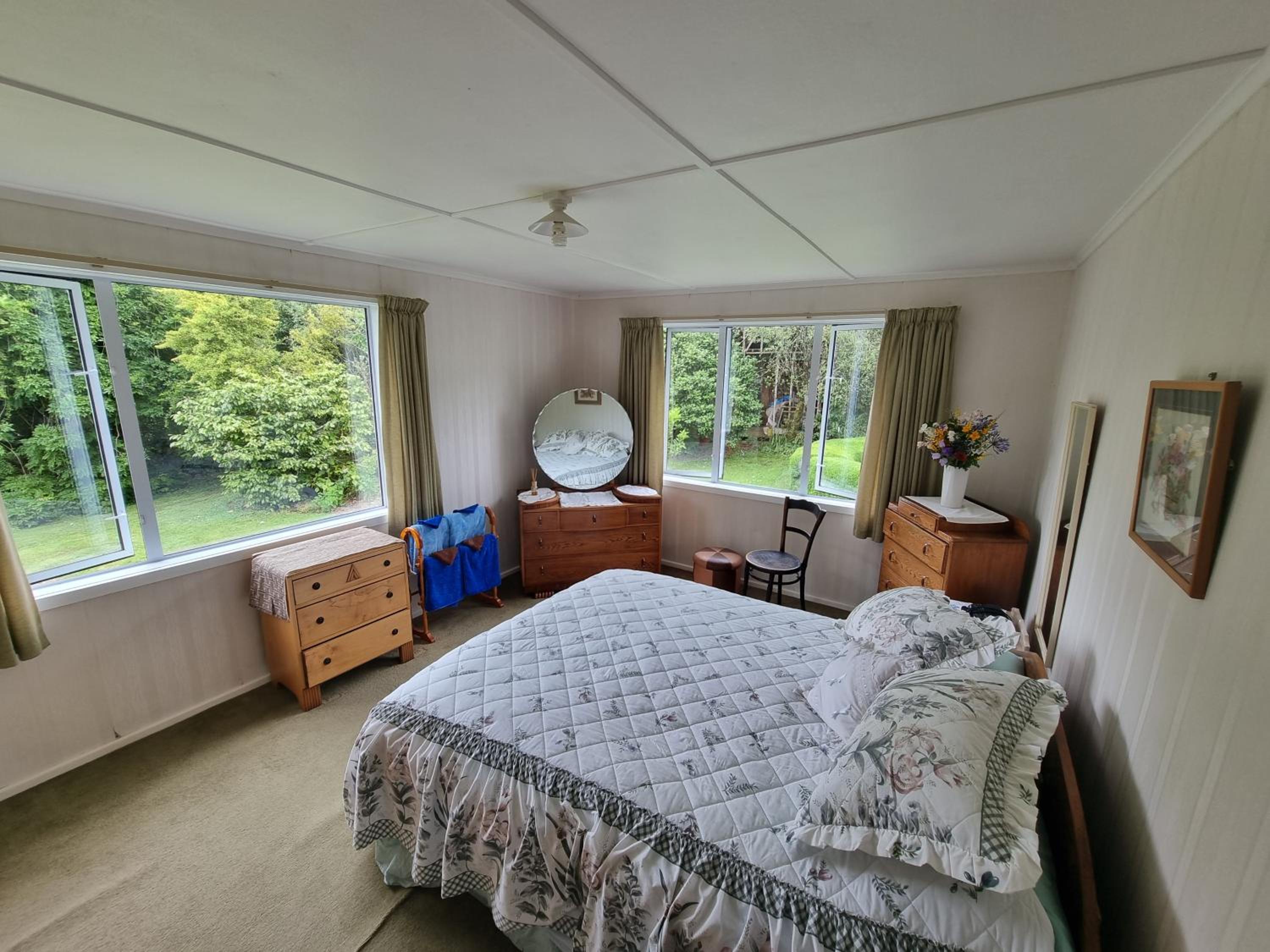 Three-Bedroom House photo 1