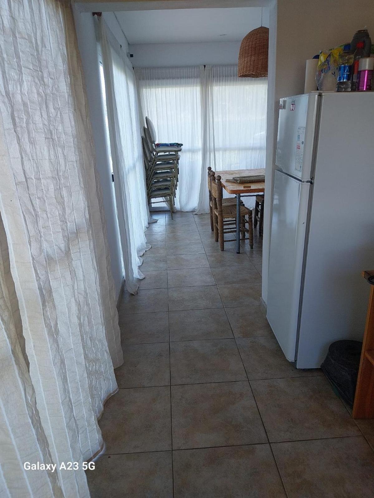 One-Bedroom House photo 2