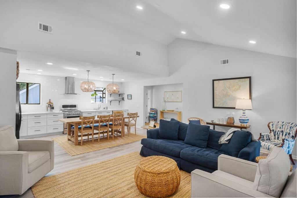 Four-Bedroom House photo 1