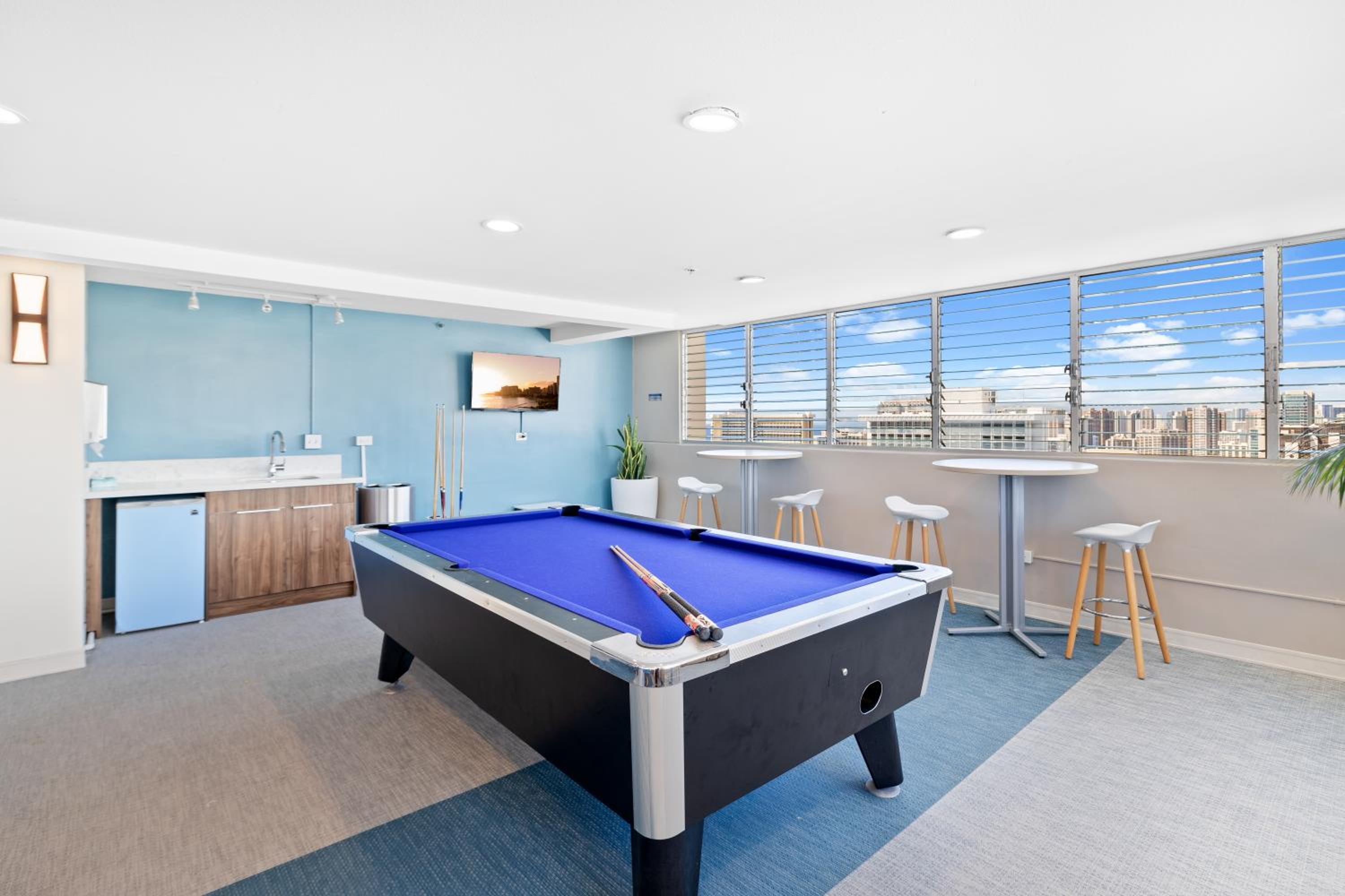 Ocean Retreat: Remodeled Pacific Monarch Haven: One-Bedroom Apartment photo