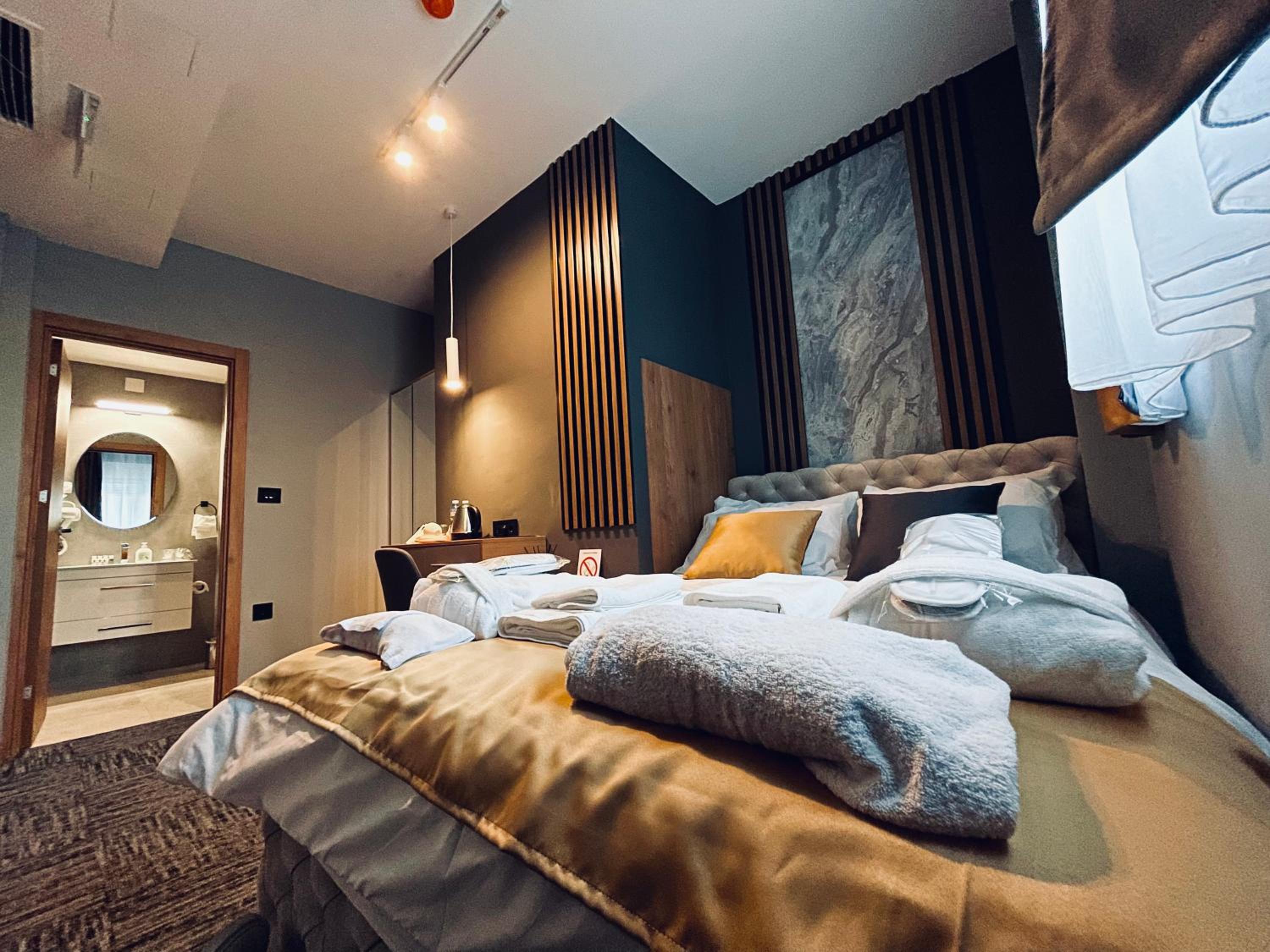 Small Single Room