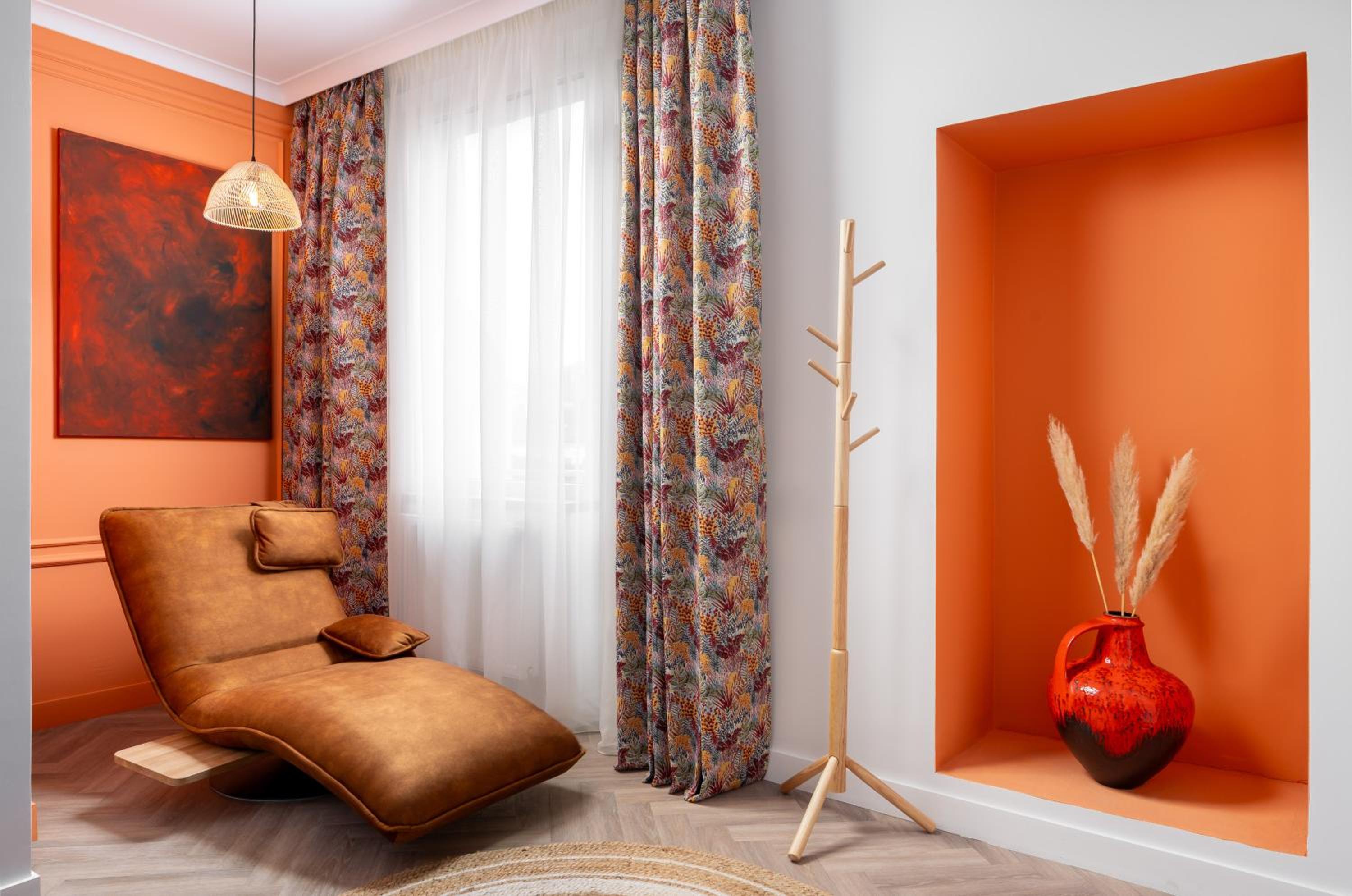 Deluxe Queen Room - Photo 6