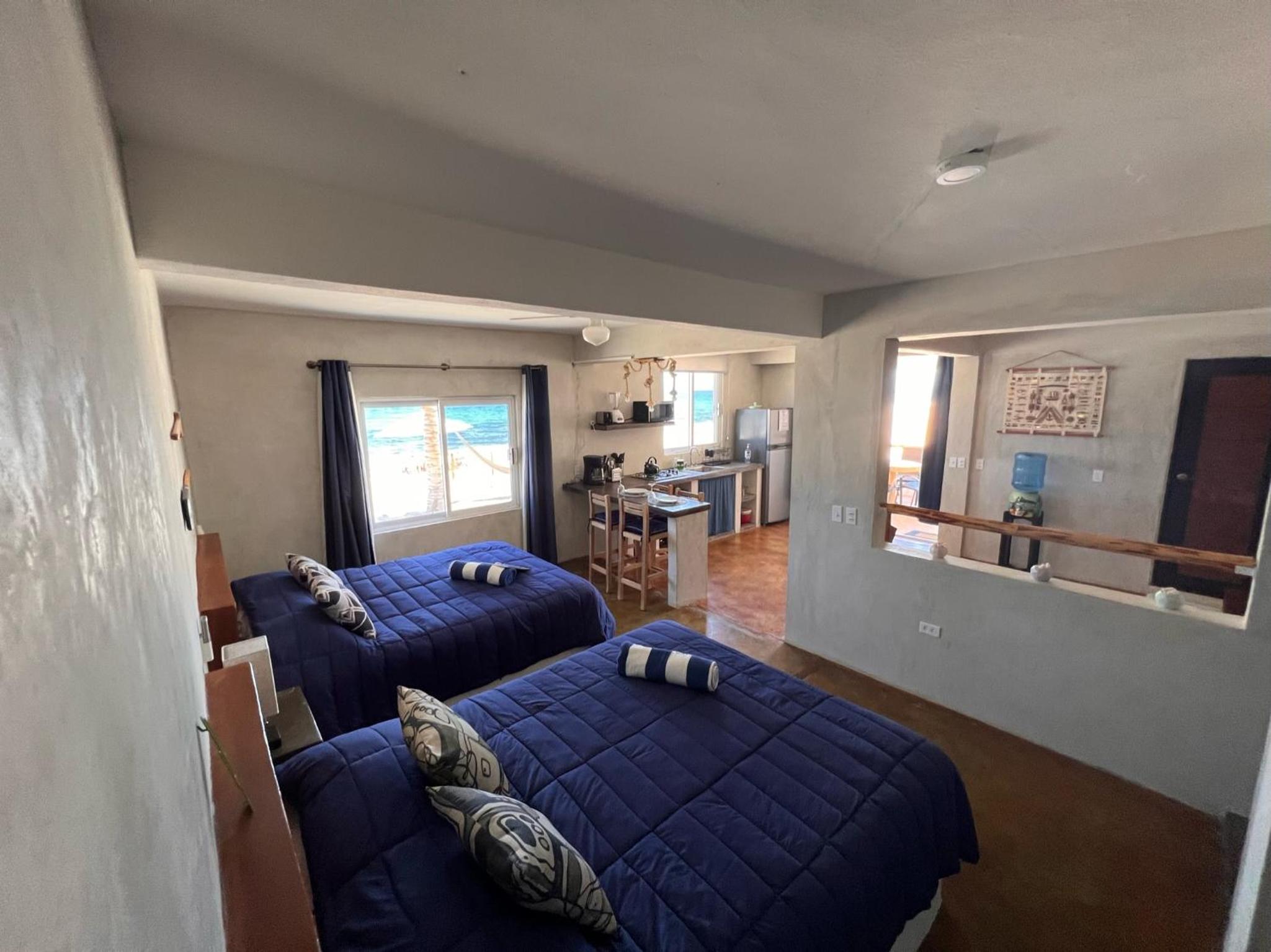 One-Bedroom Apartment - Photo 1