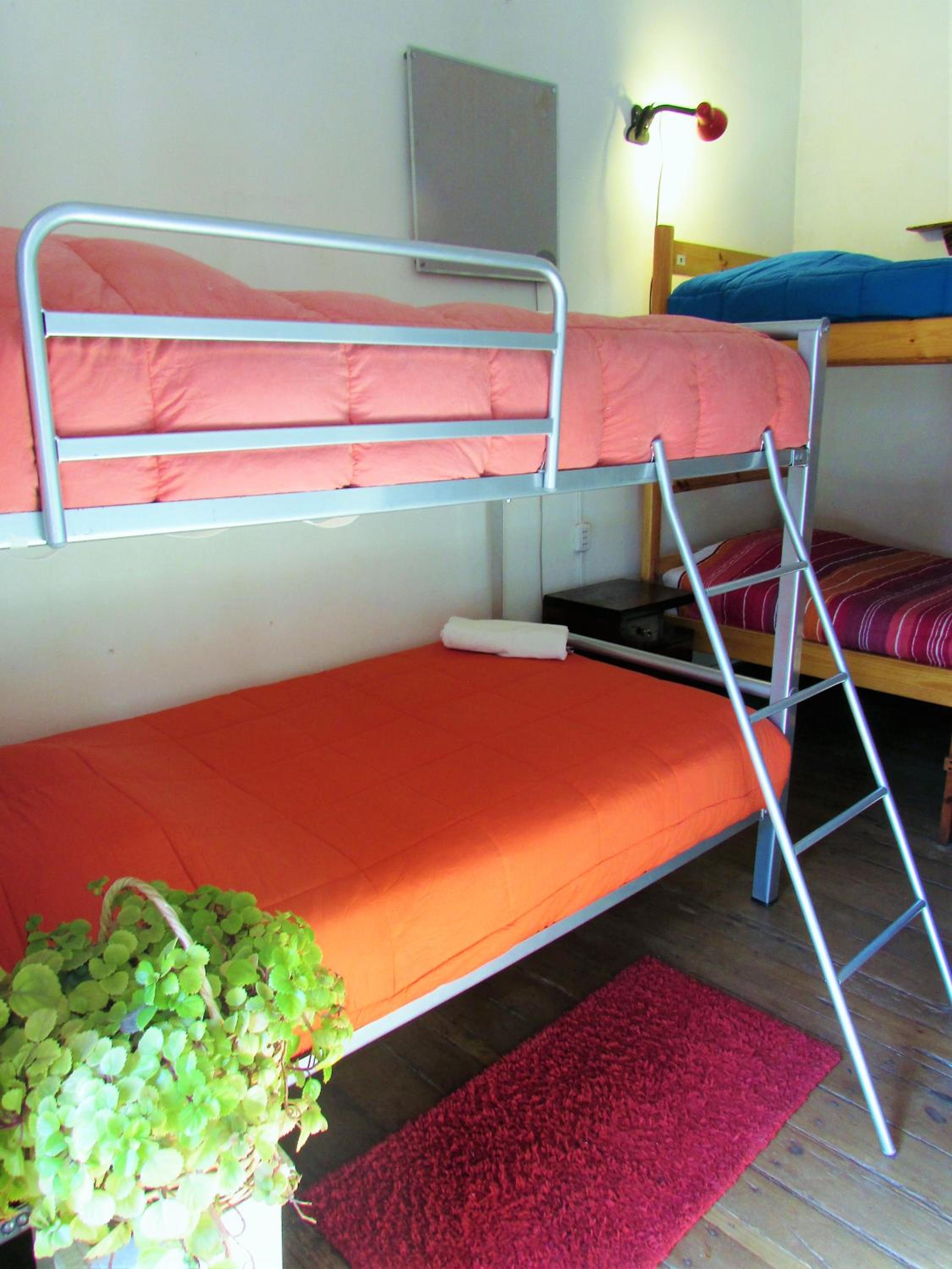 Economy Quadruple Room with Shared Bathroom photo 2